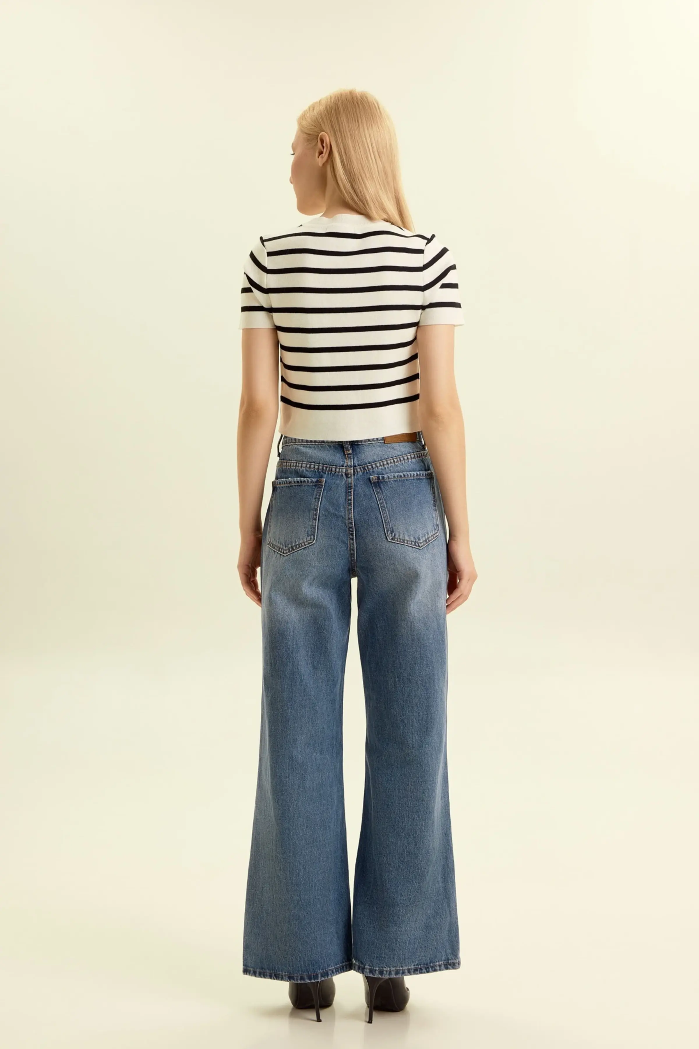 Джинсы светло-синий для женщин 46855-195 74