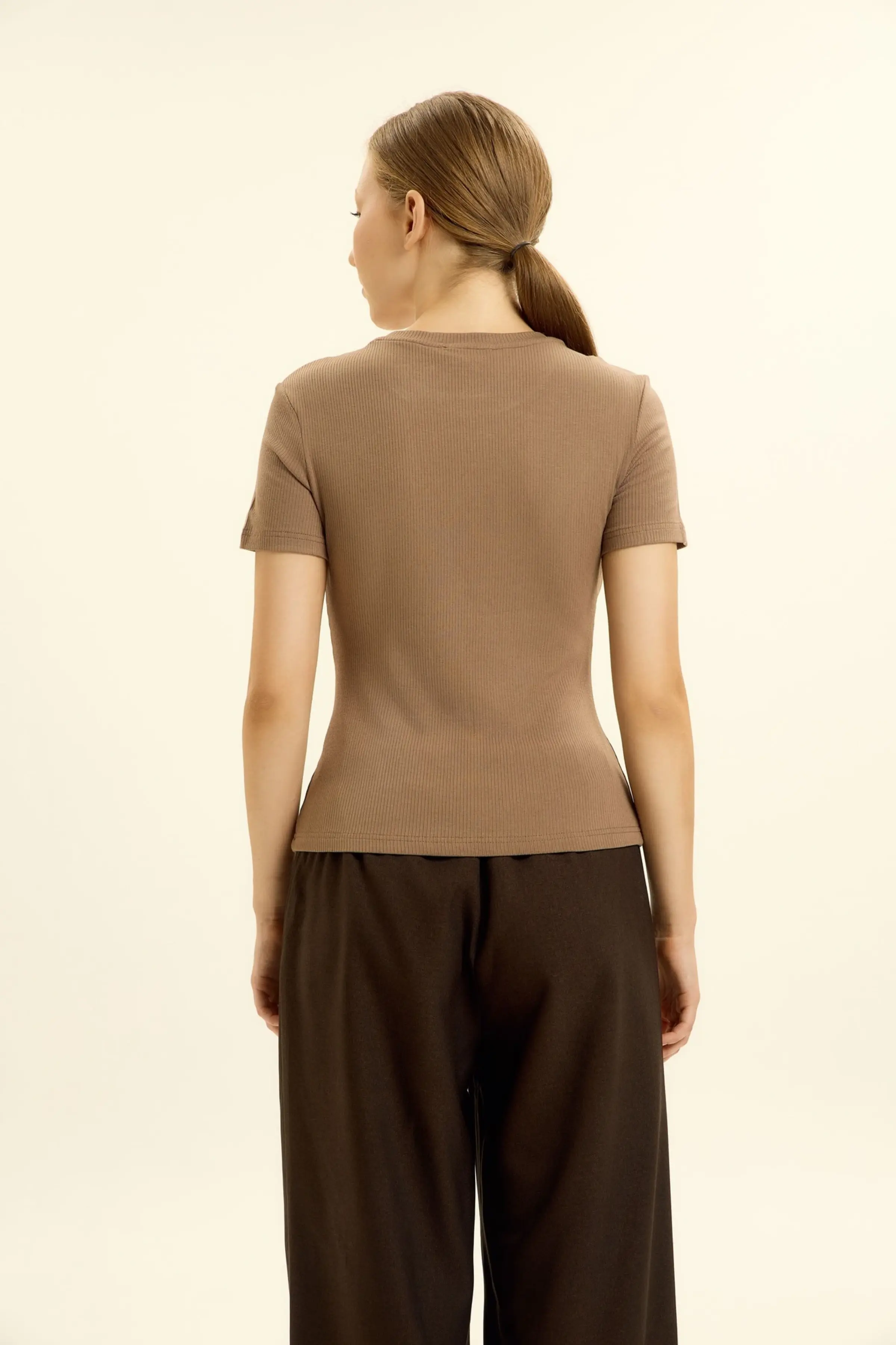 Футболка коричневый для женщин 46254-13 67