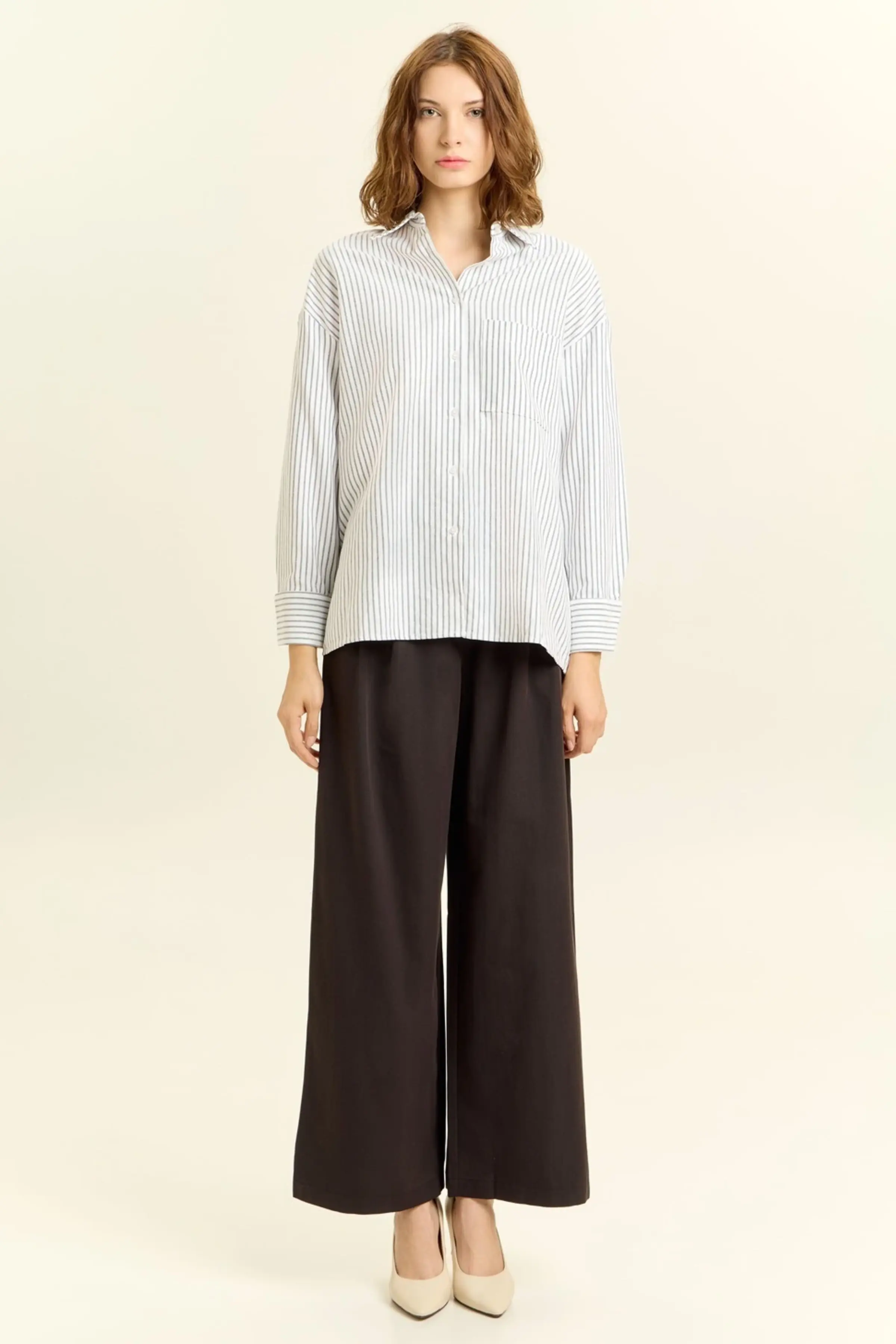 Рубашка бело-черная полоска для женщин 45243-46 66