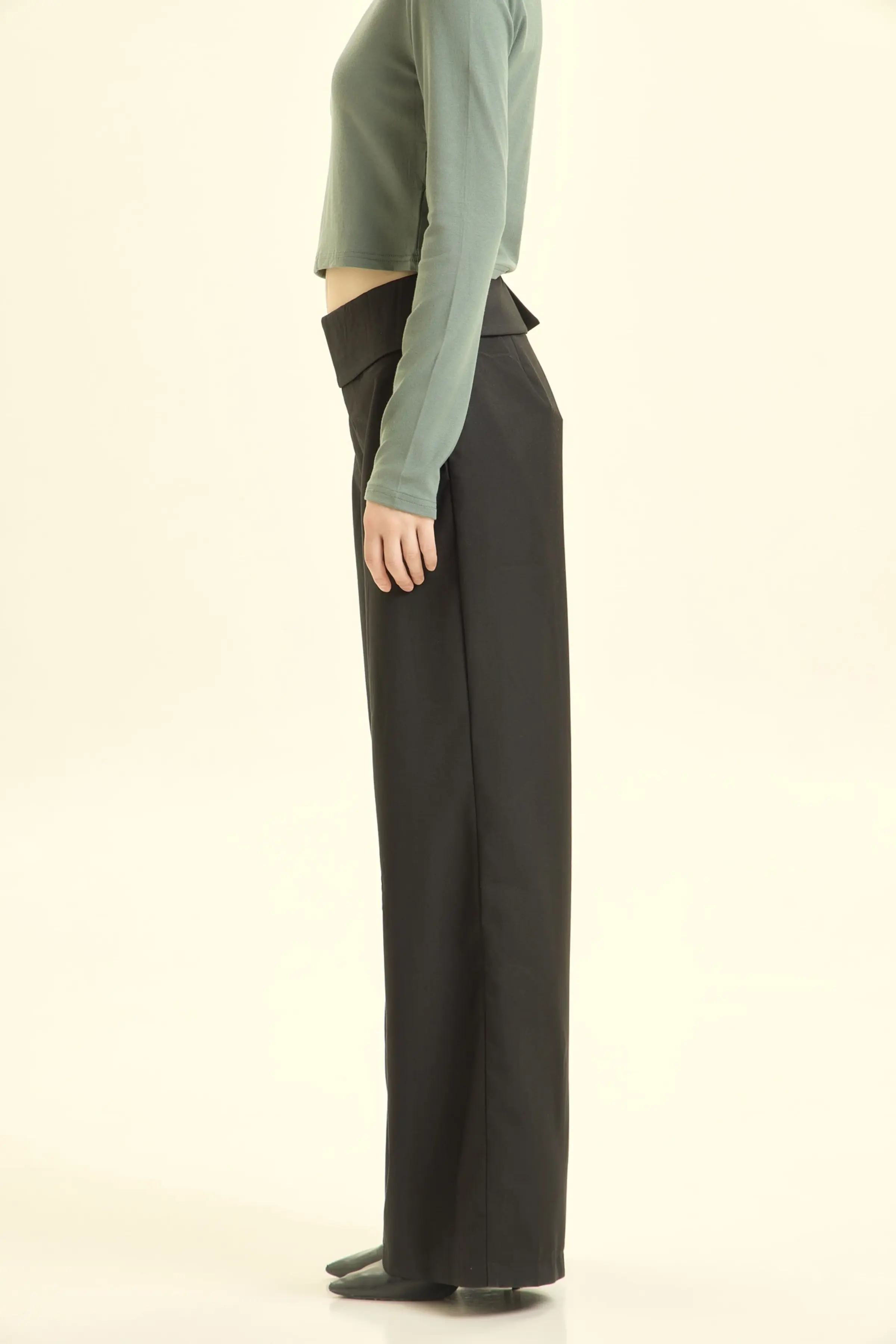 Брюки черный для женщин 46182-1 71