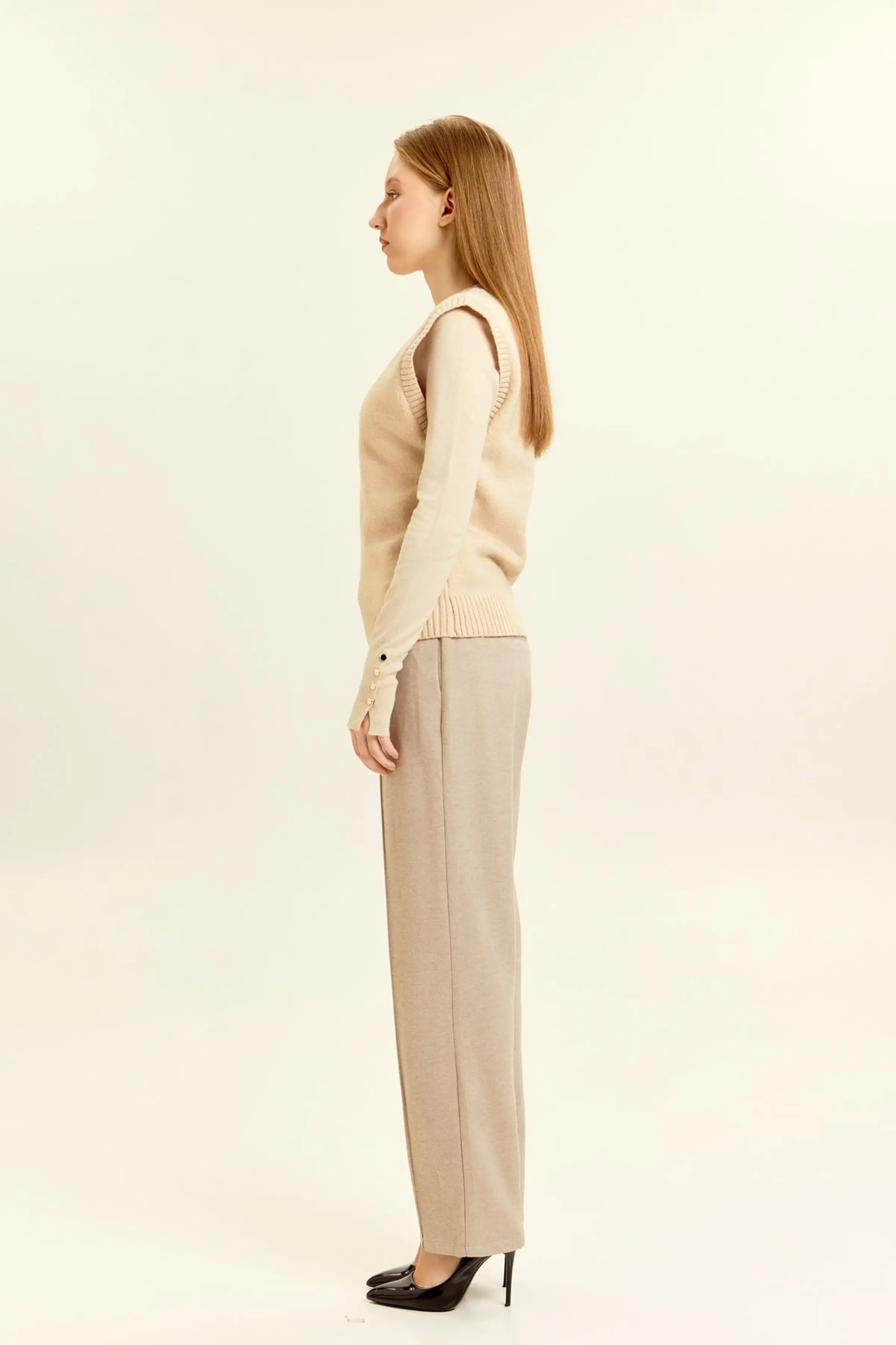 Жилетка айвори для женщин 47145-234 68