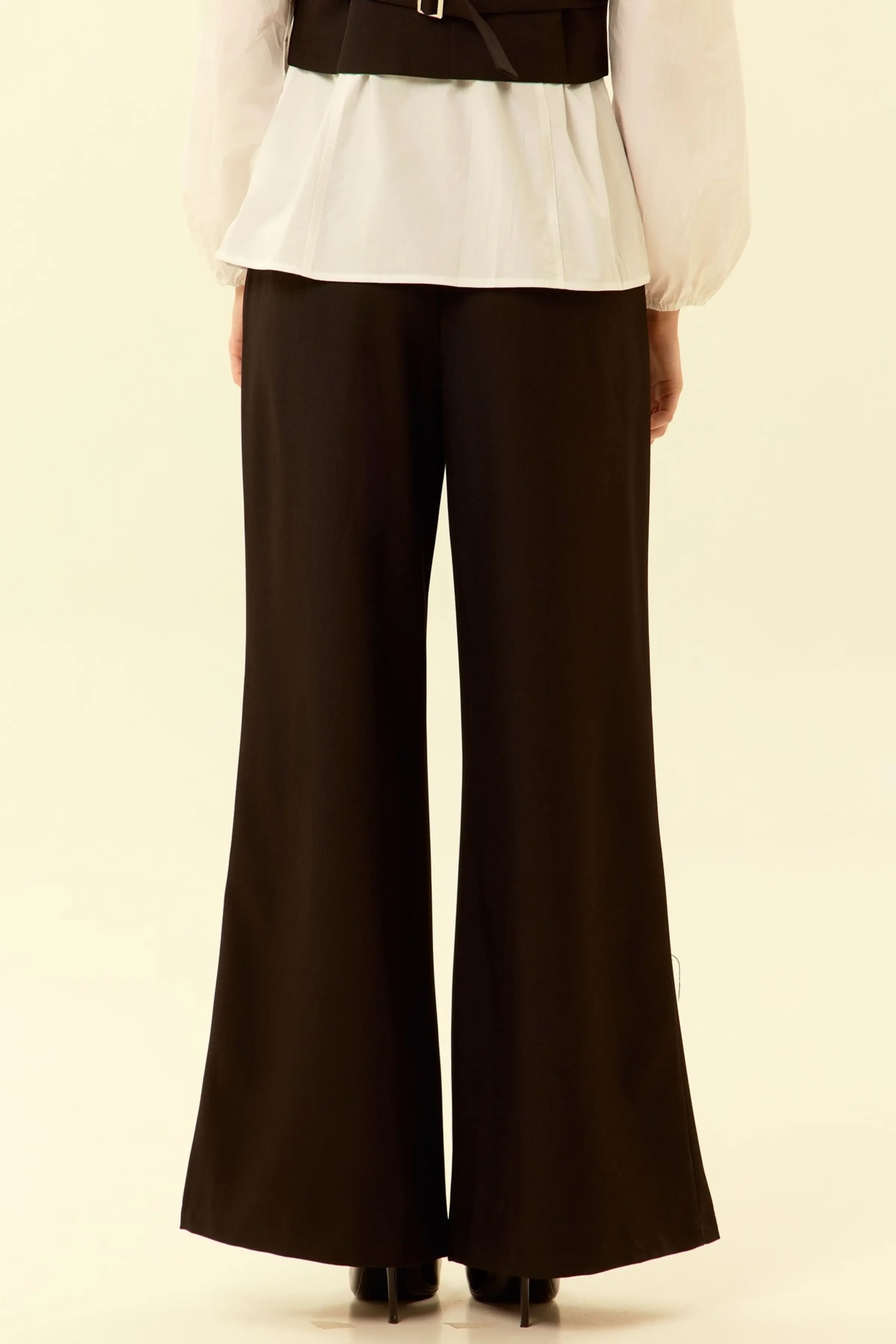 Брюки черный для женщин 46106-1 71