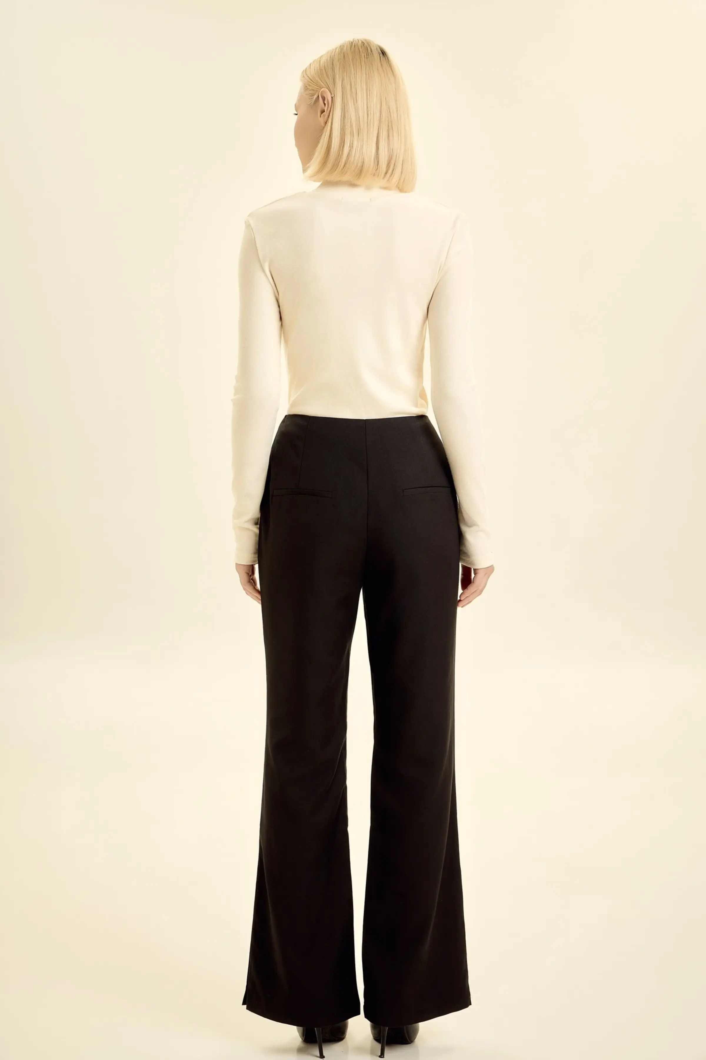 Брюки черный для женщин 46141-1 71