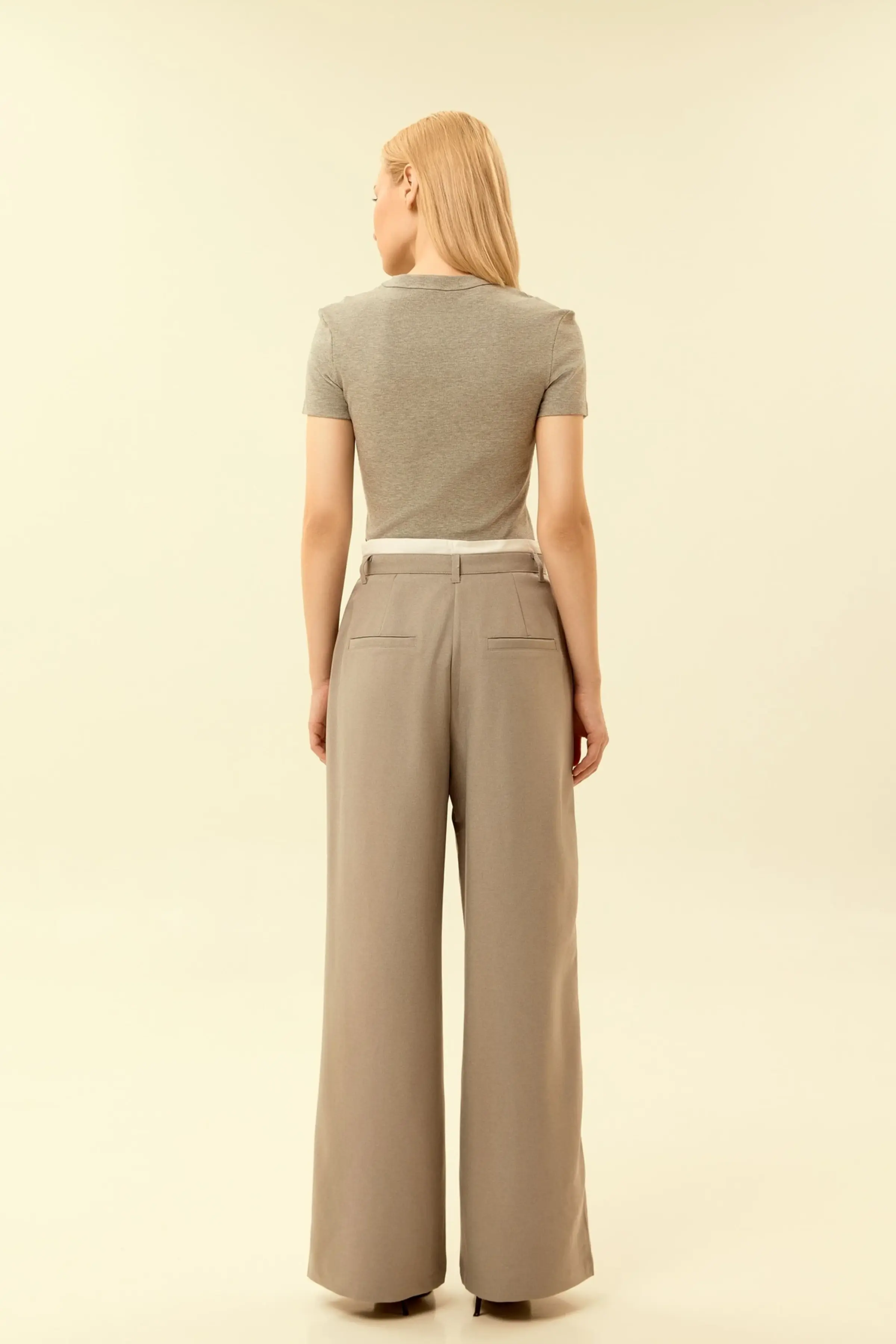 Брюки серый для женщин 46130-61 71