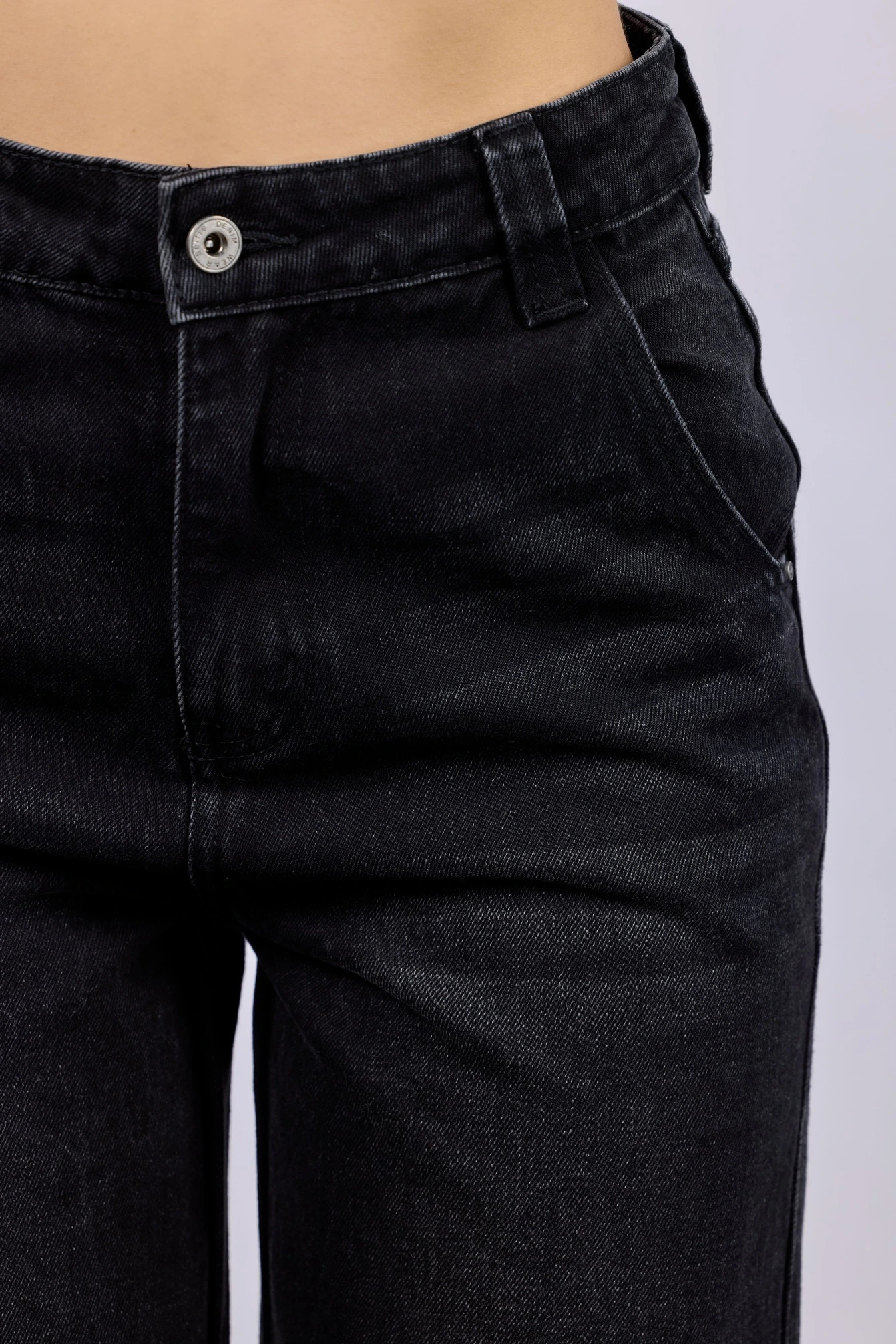 Джинсы черный для женщин 43217-1 74