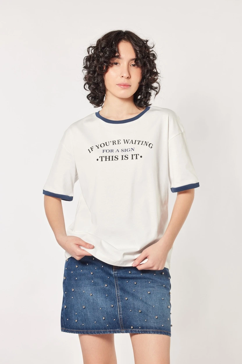 Футболка белый с синей рибаной для женщин 44276-281 67