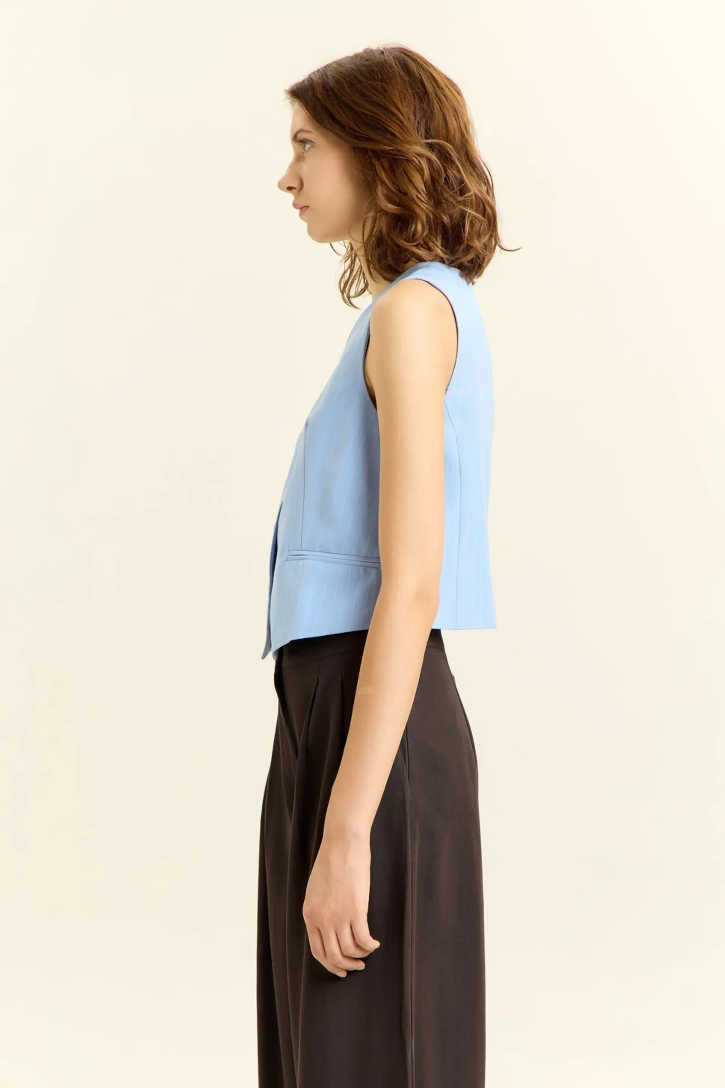 Жилетка бело-голубая полоска для женщин 45108-47 68