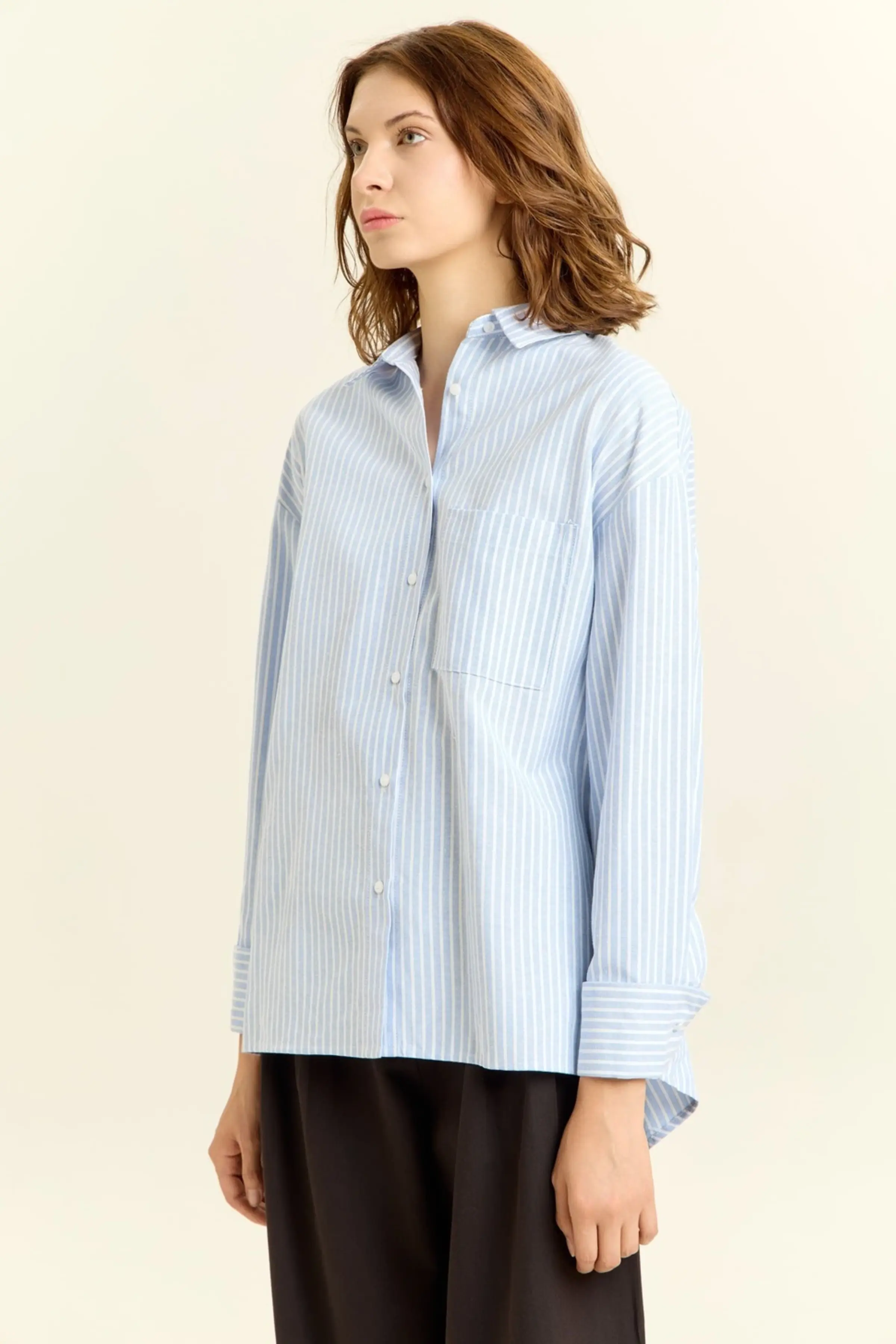 Рубашка бело-синяя полоска для женщин 45243-48 66