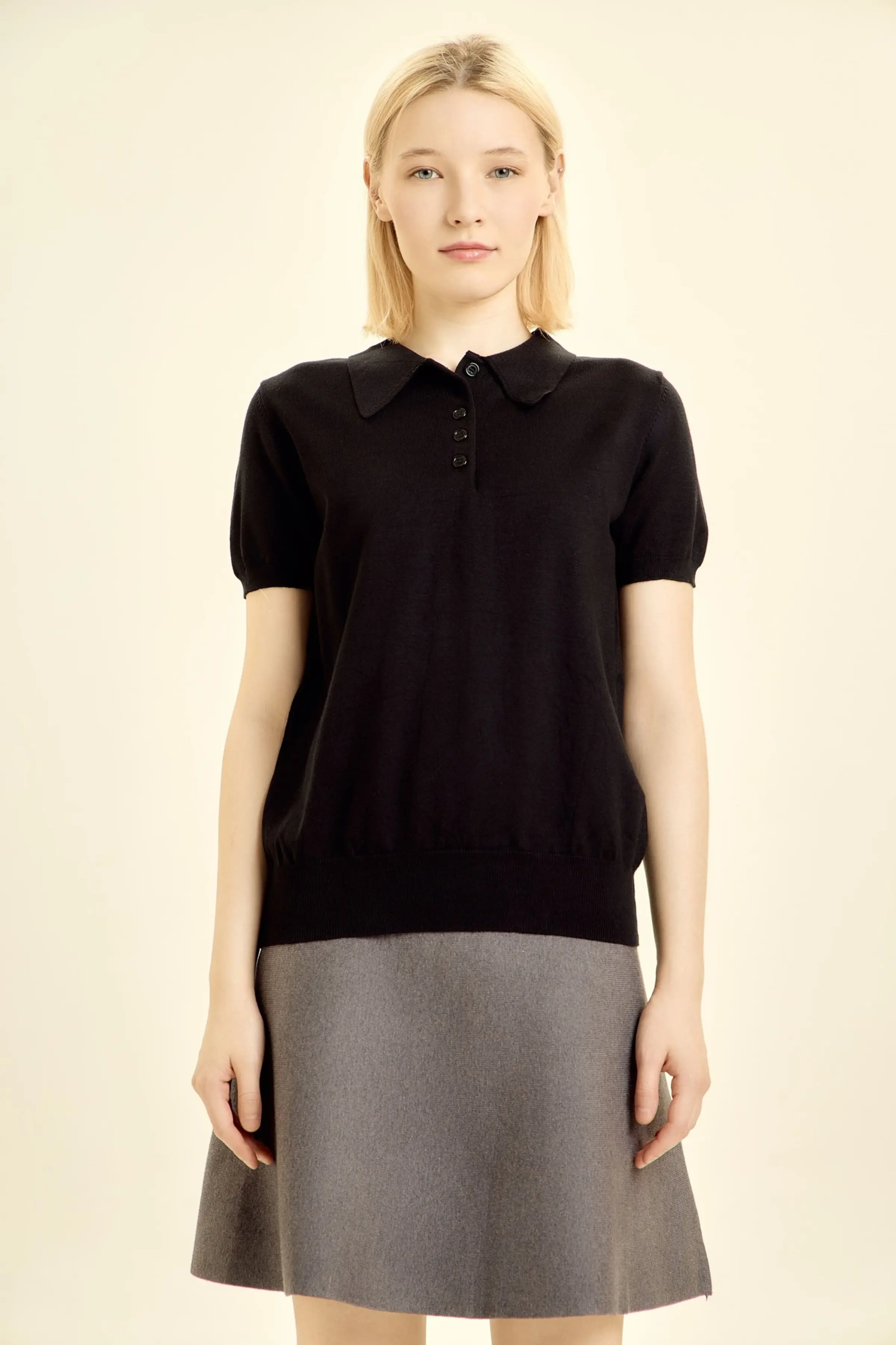 Джемпер черный для женщин 46128-1 60