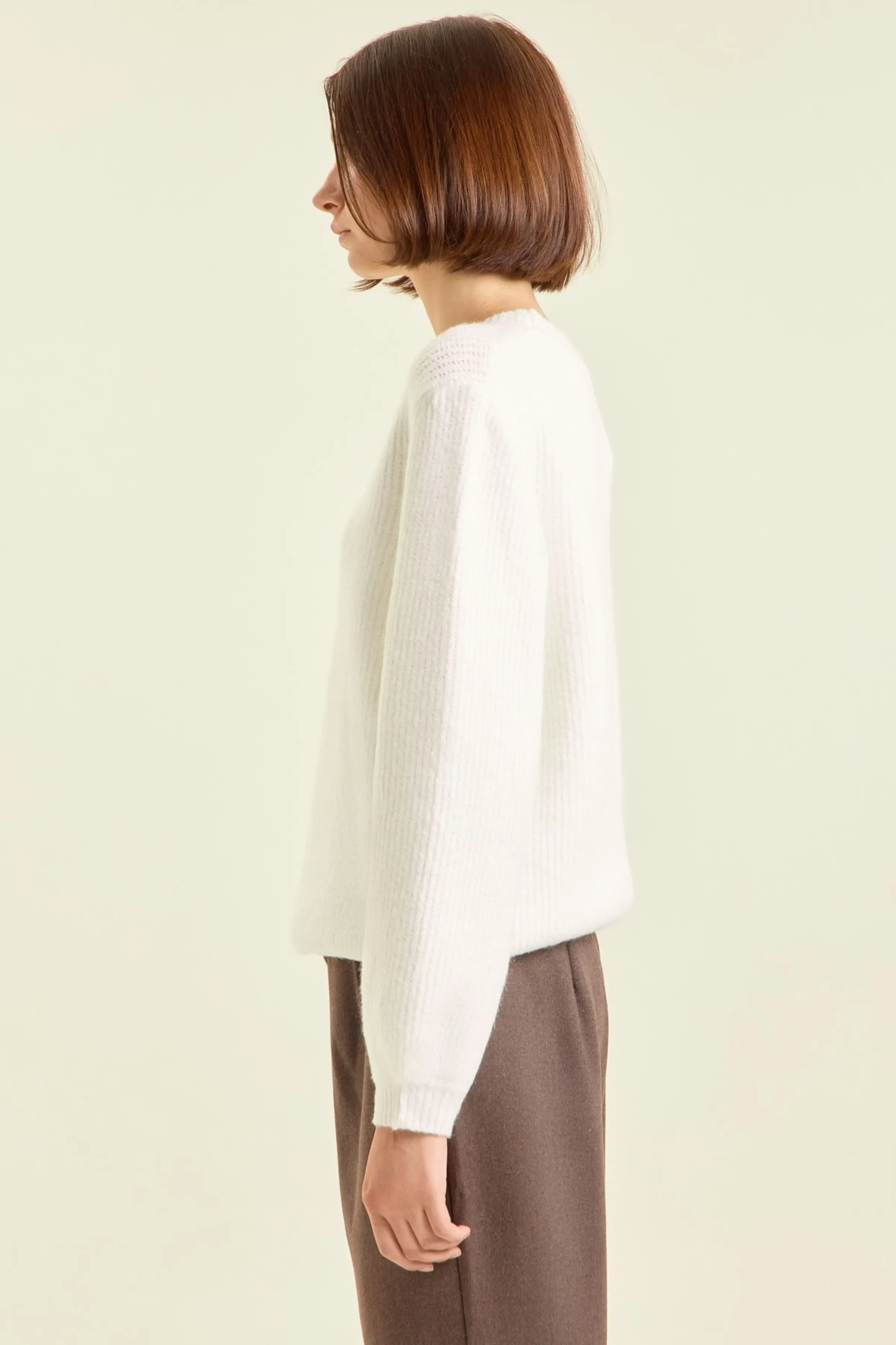 Свитер белый для женщин 47293-4 65