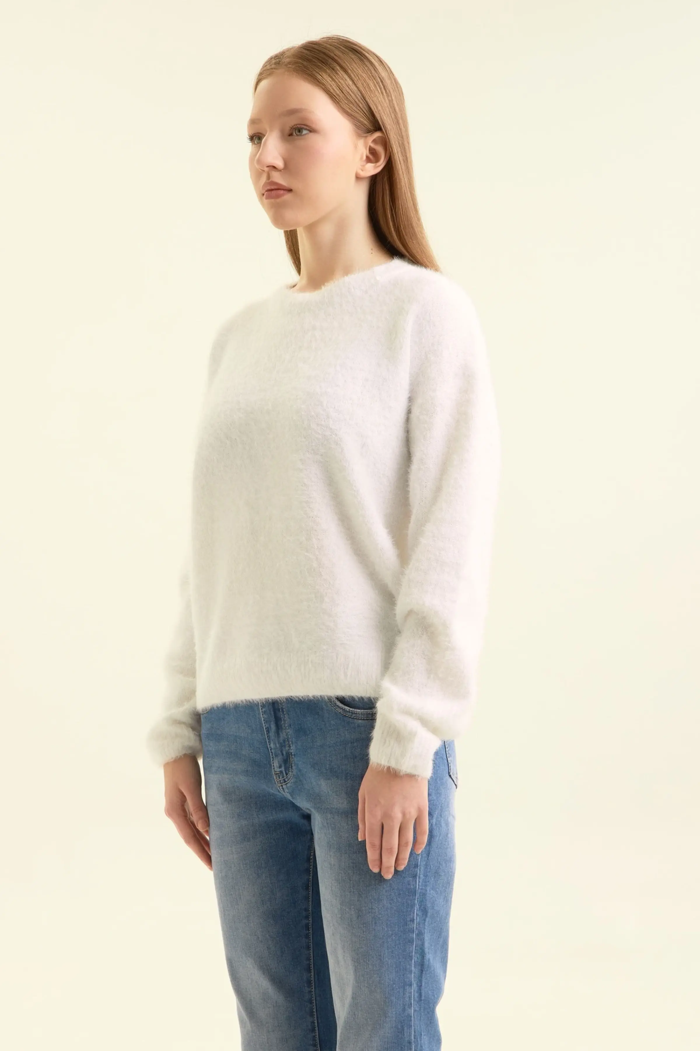 Свитер белый для женщин 47400-4 65