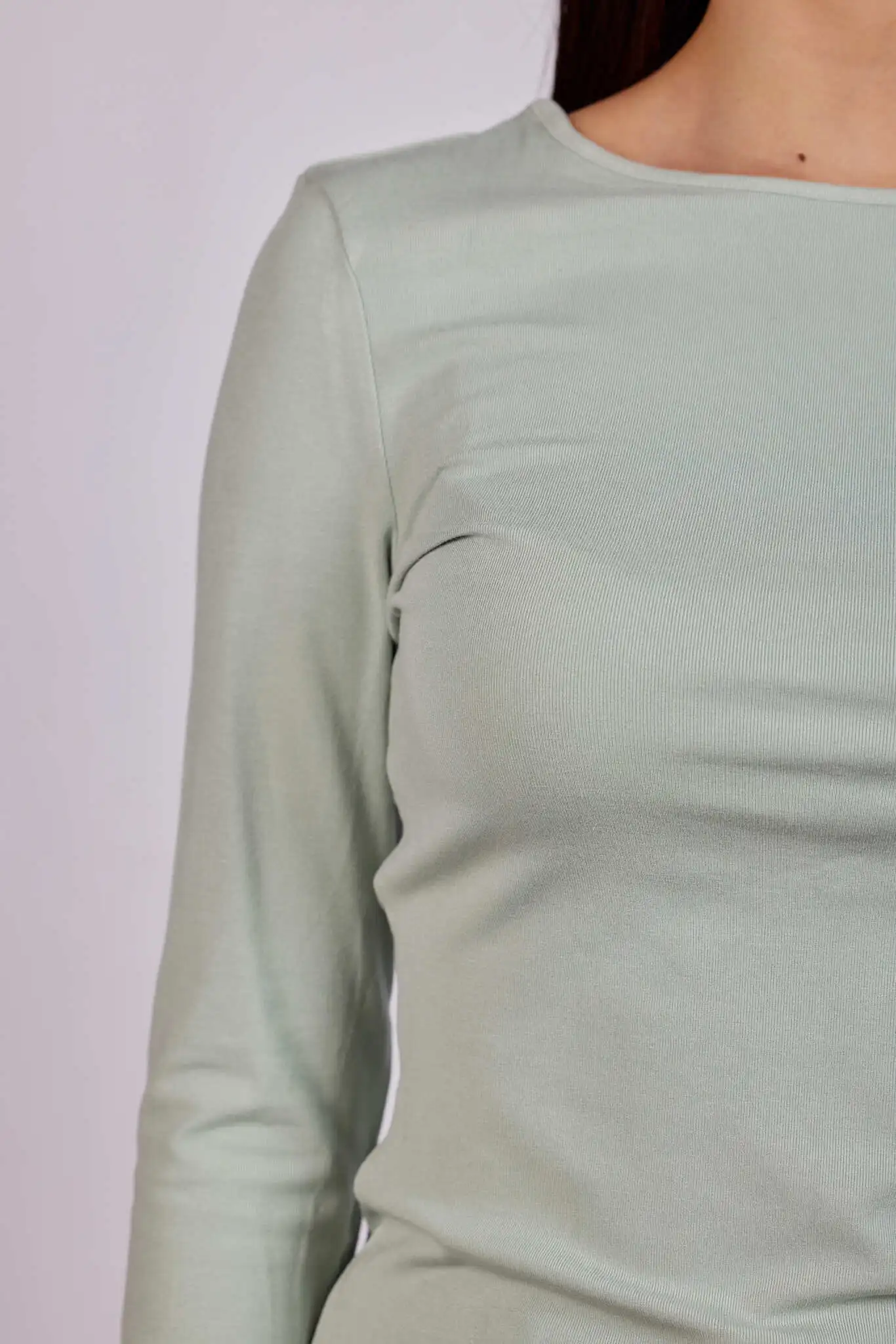 Лонгслив светло-зеленый для женщин 43120-8 59