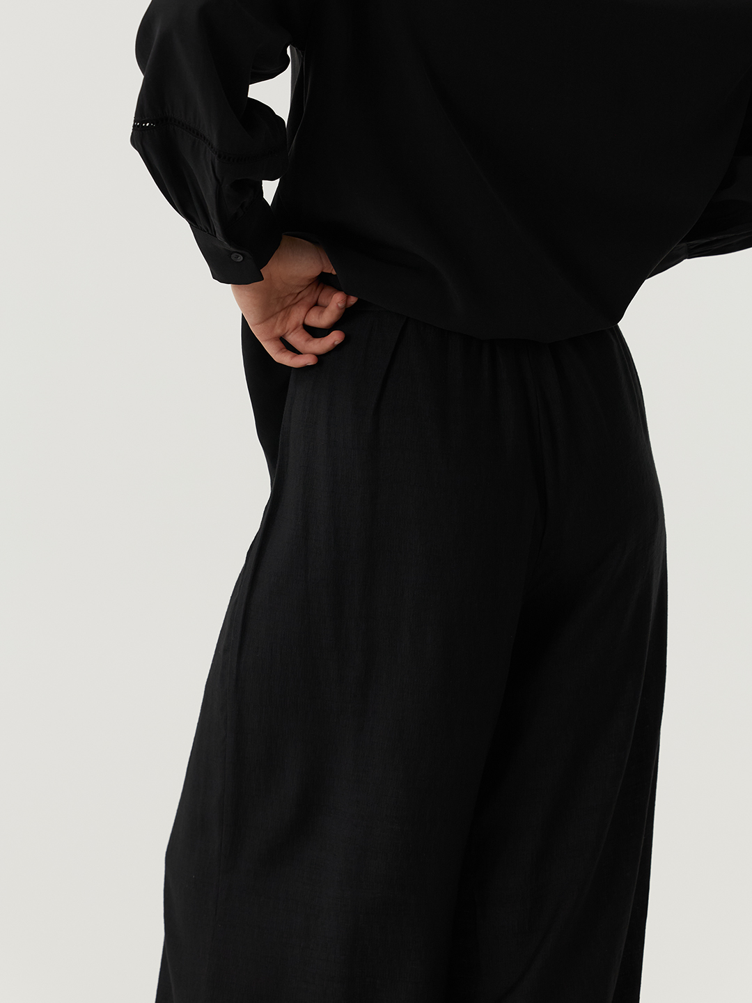 Брюки черный для женщин 48349-1 71