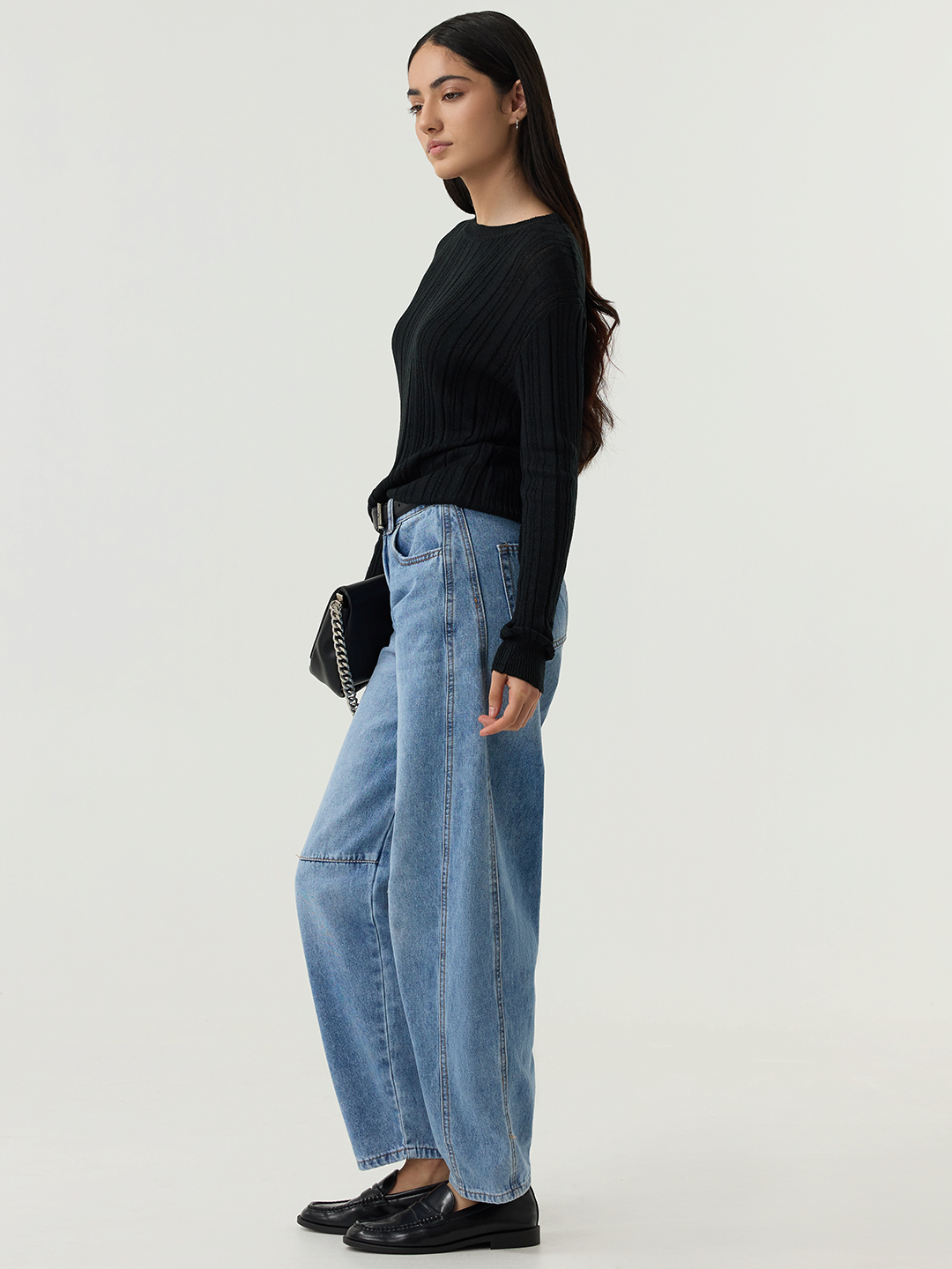 Джемпер черный для женщин 48126-1 60