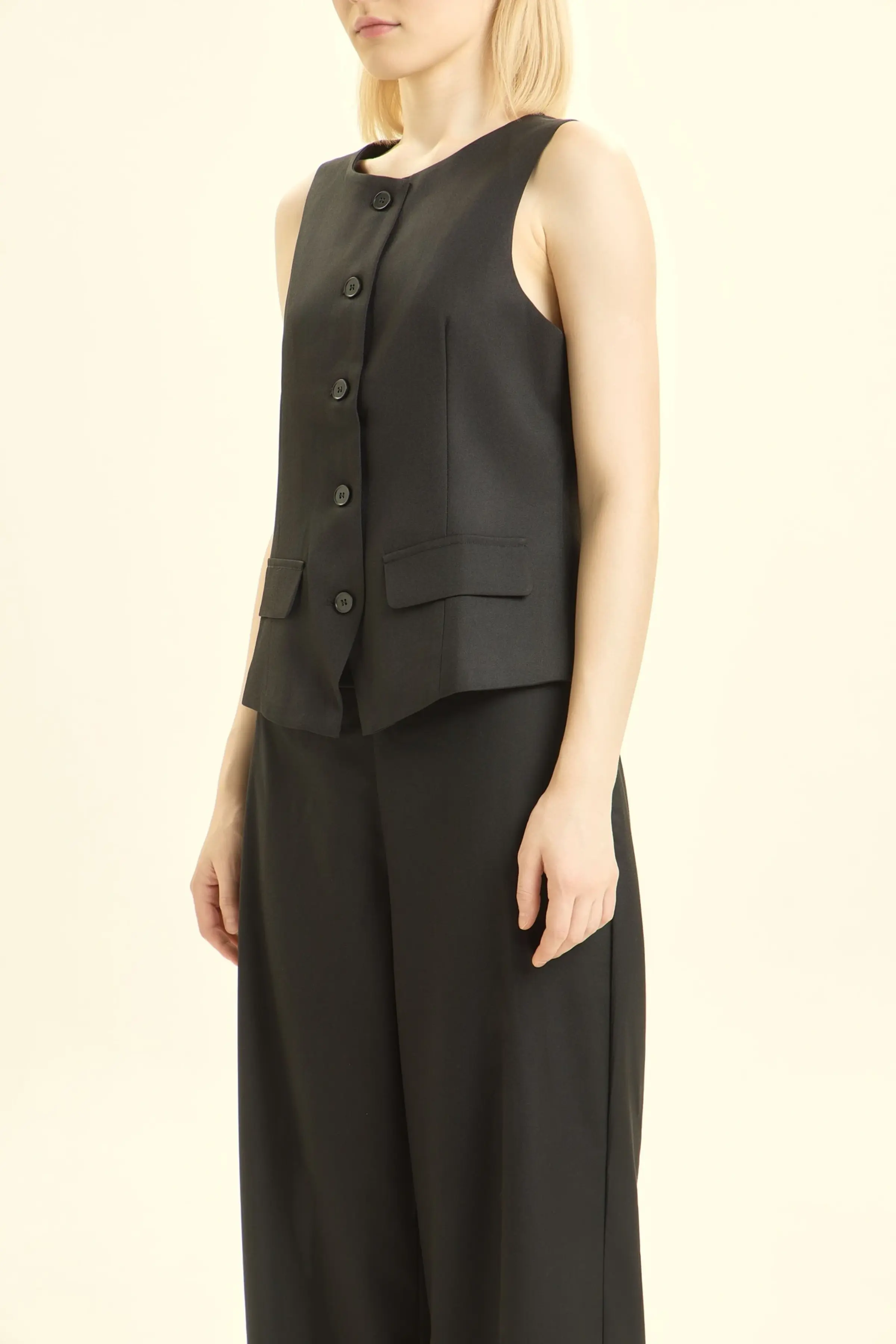 Жилетка черный для женщин 46183-1 58