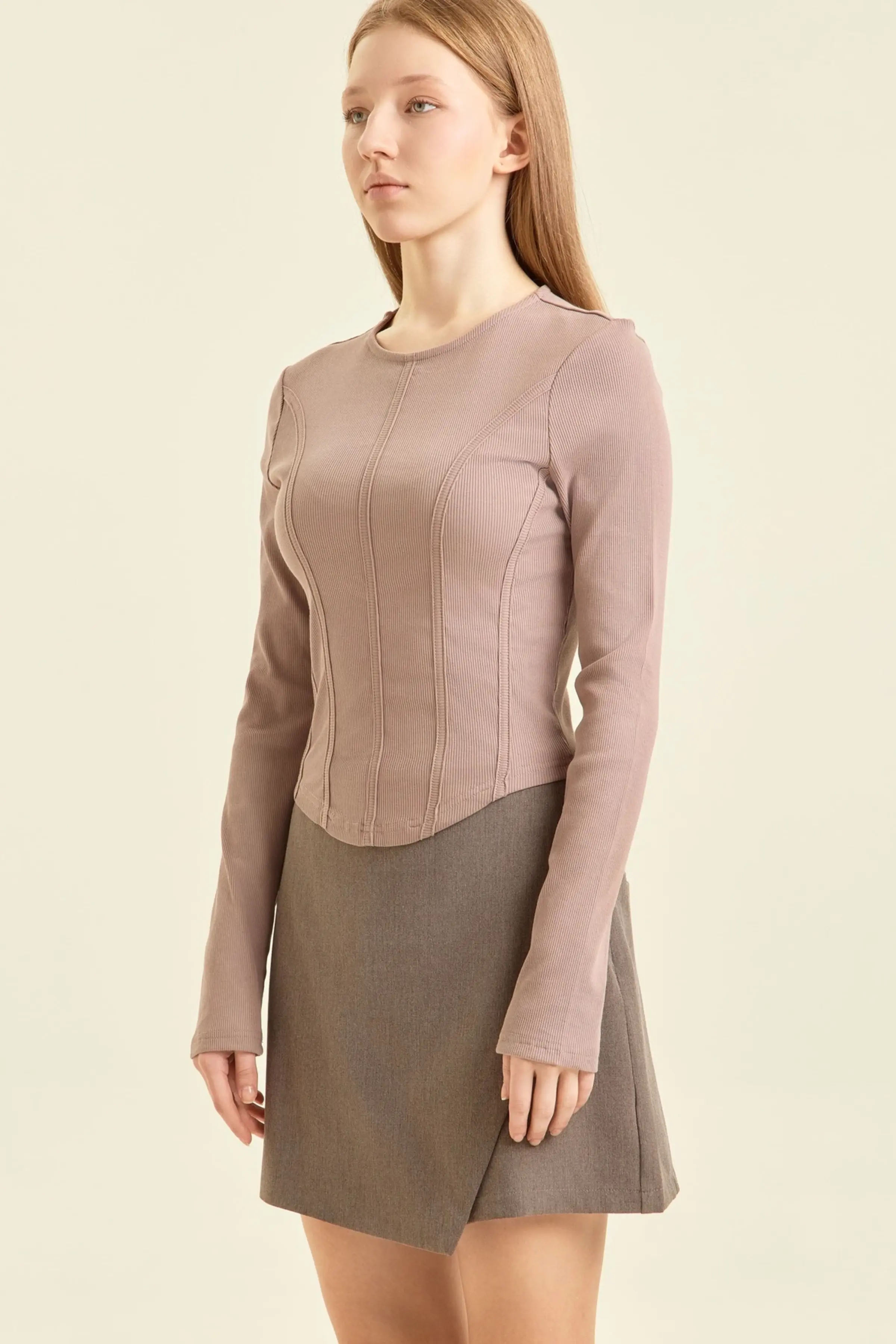 Лонгслив бежевый для женщин 47152-15 59