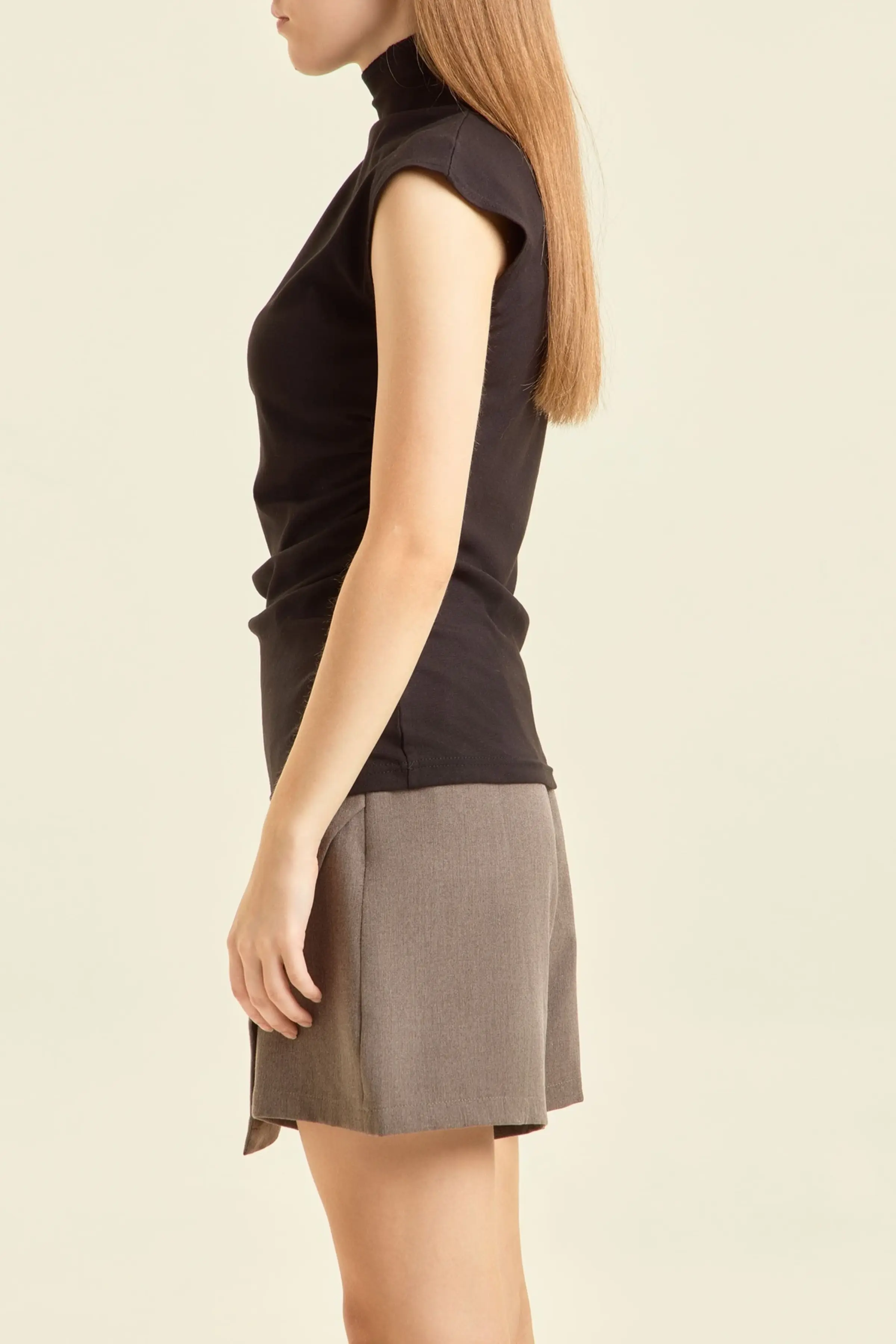 Топ черный для женщин 47178-1 46