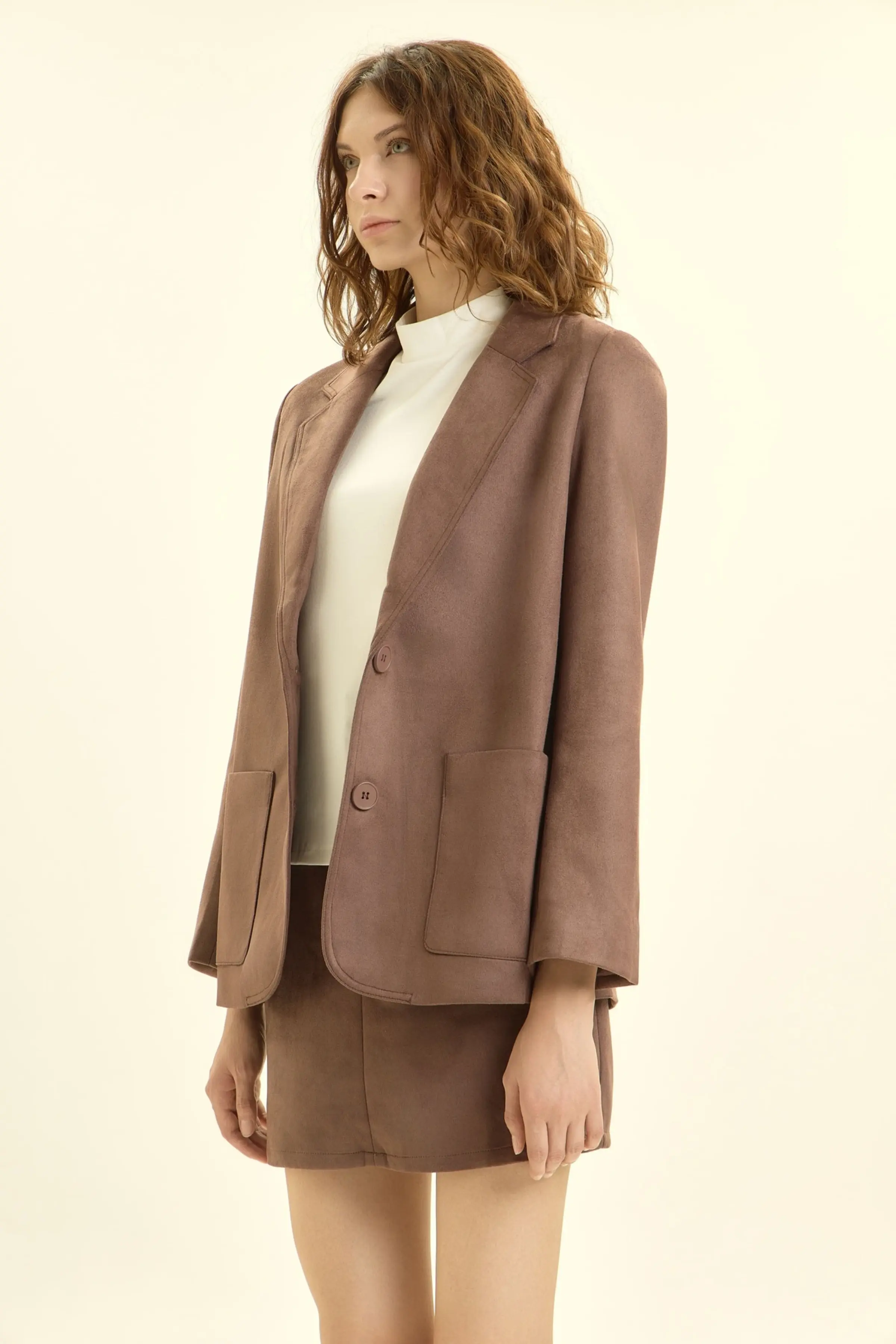 Жакет коричневый для женщин 46160-13 64