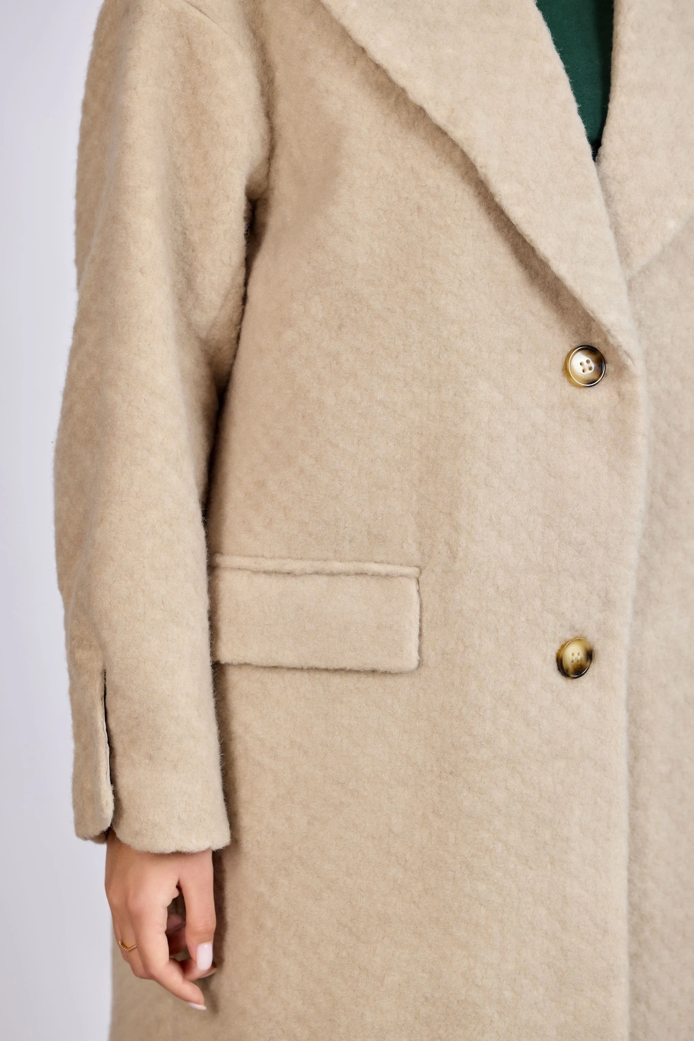 Пальто бежевый для женщин 43416-15 53