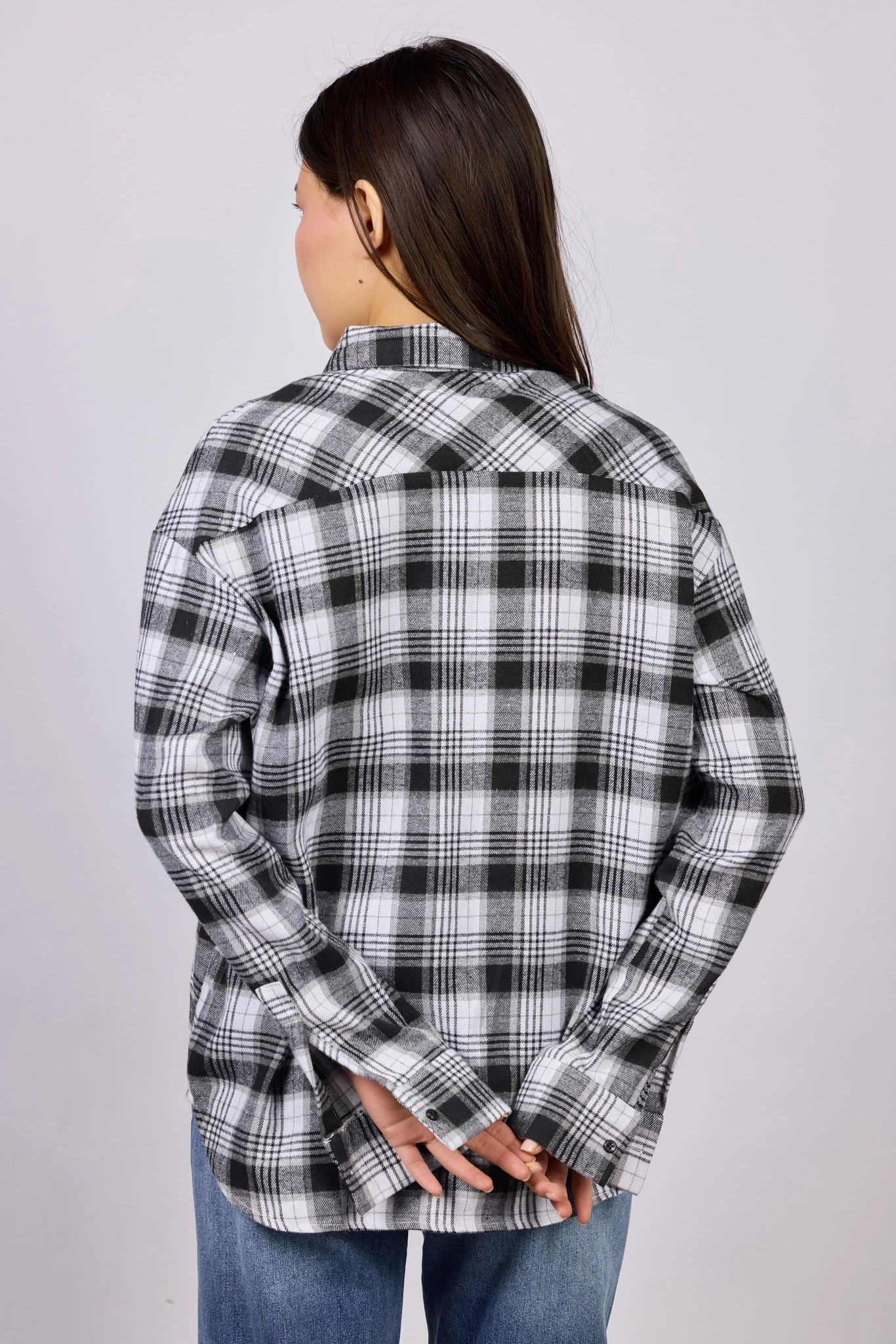 Рубашка бело-черная клетка для женщин 42249-56 66