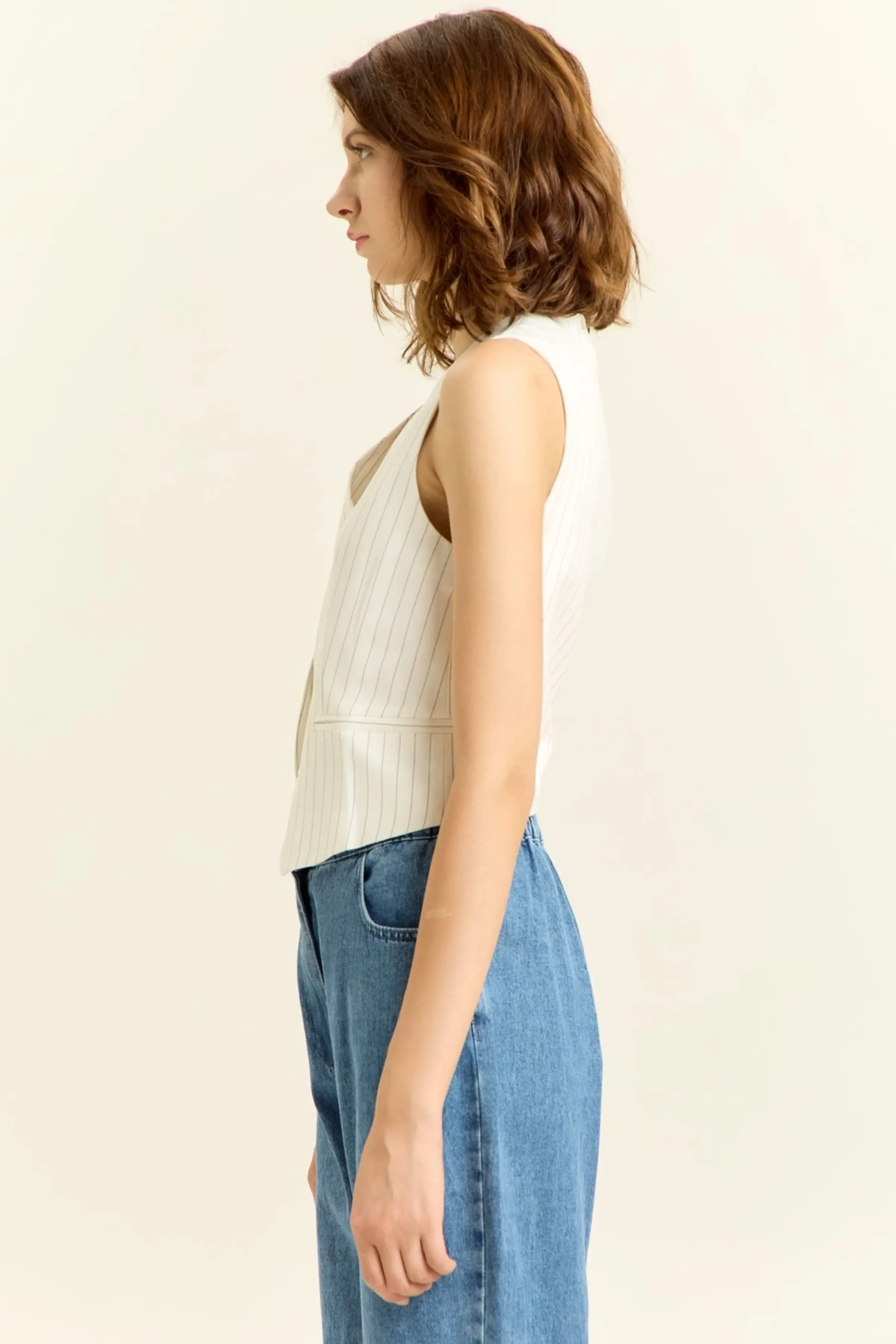 Жилетка бело-черная полоска для женщин 45108-46 68