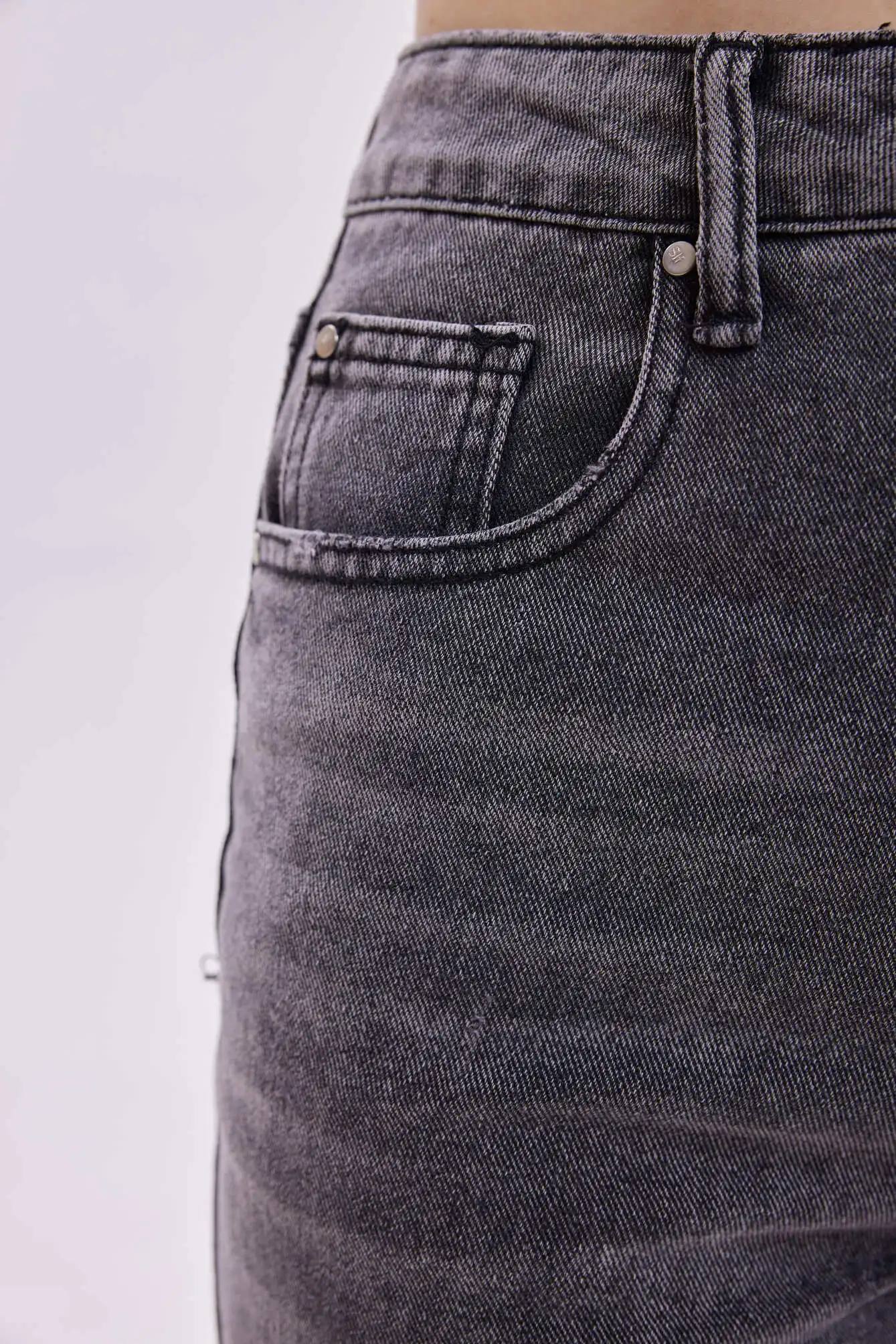 Джинсы черный для женщин 40755-1 74