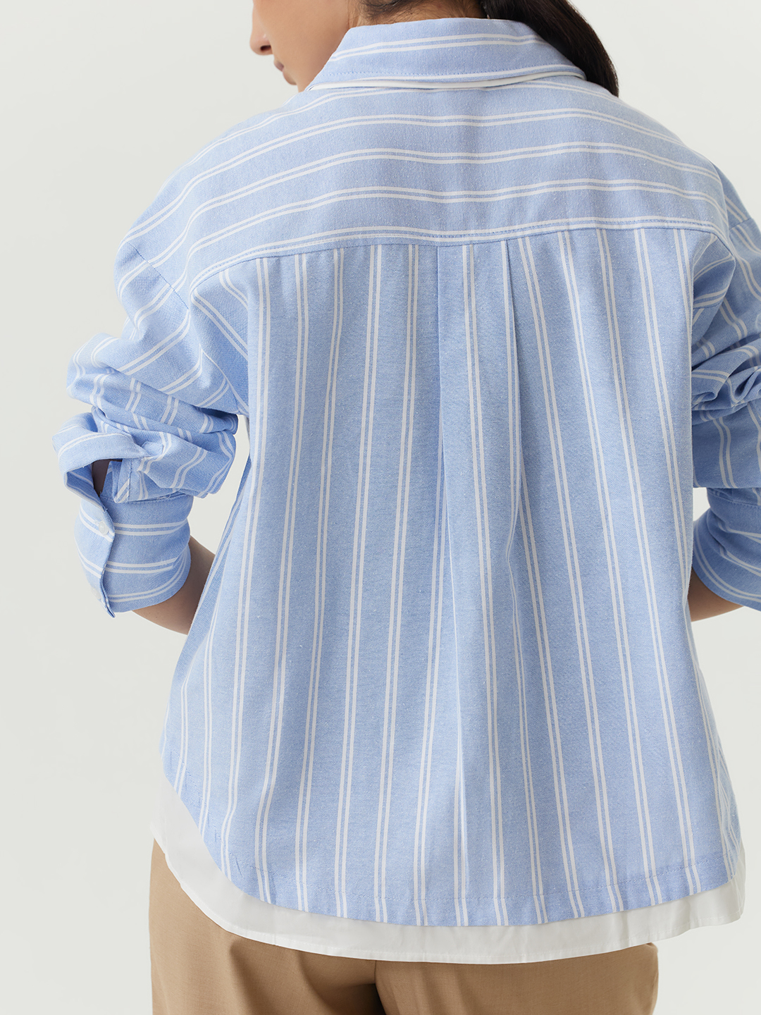 Рубашка бело-голубая полоска для женщин 48250-47 66