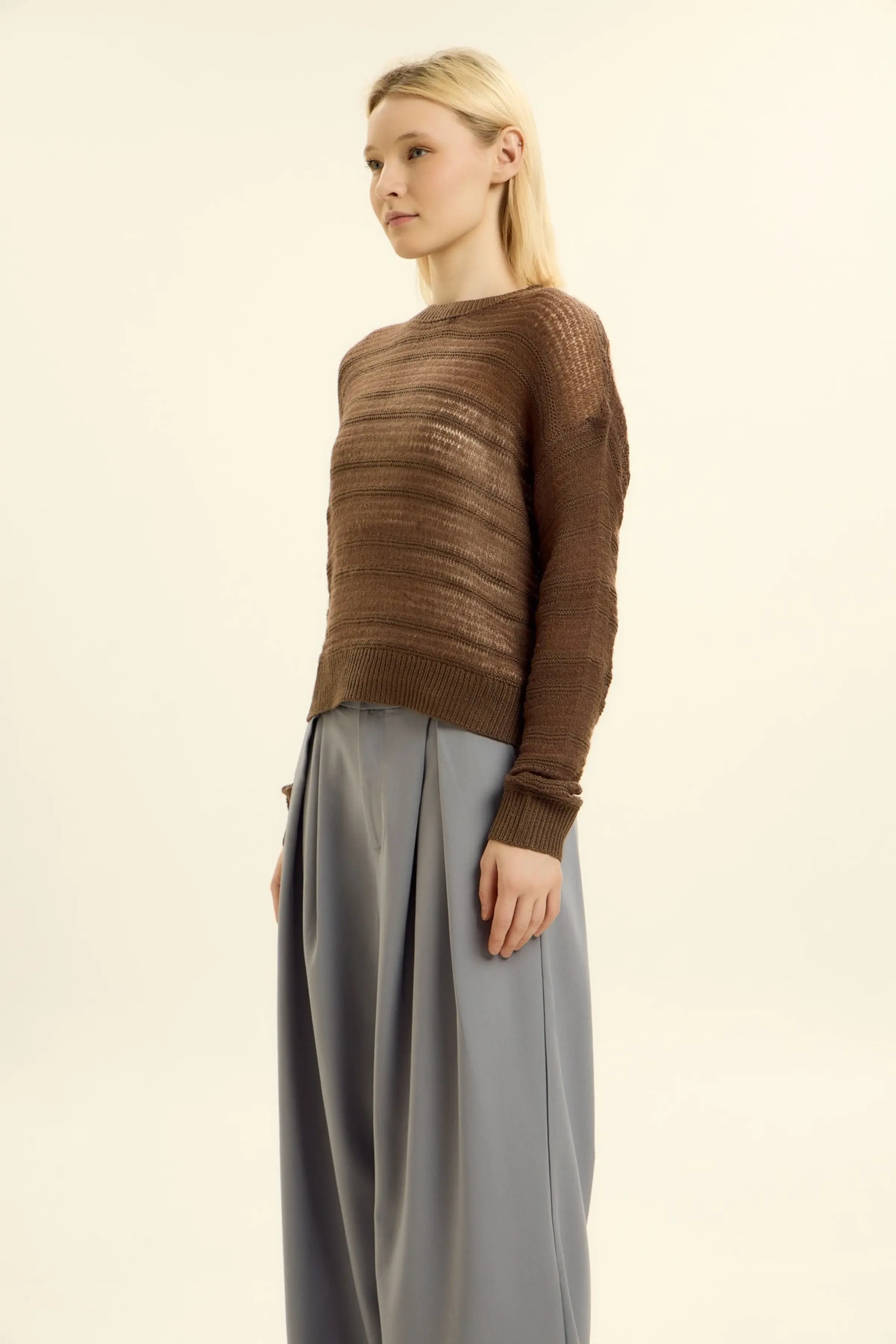 Джемпер коричневый для женщин 46225-13 60