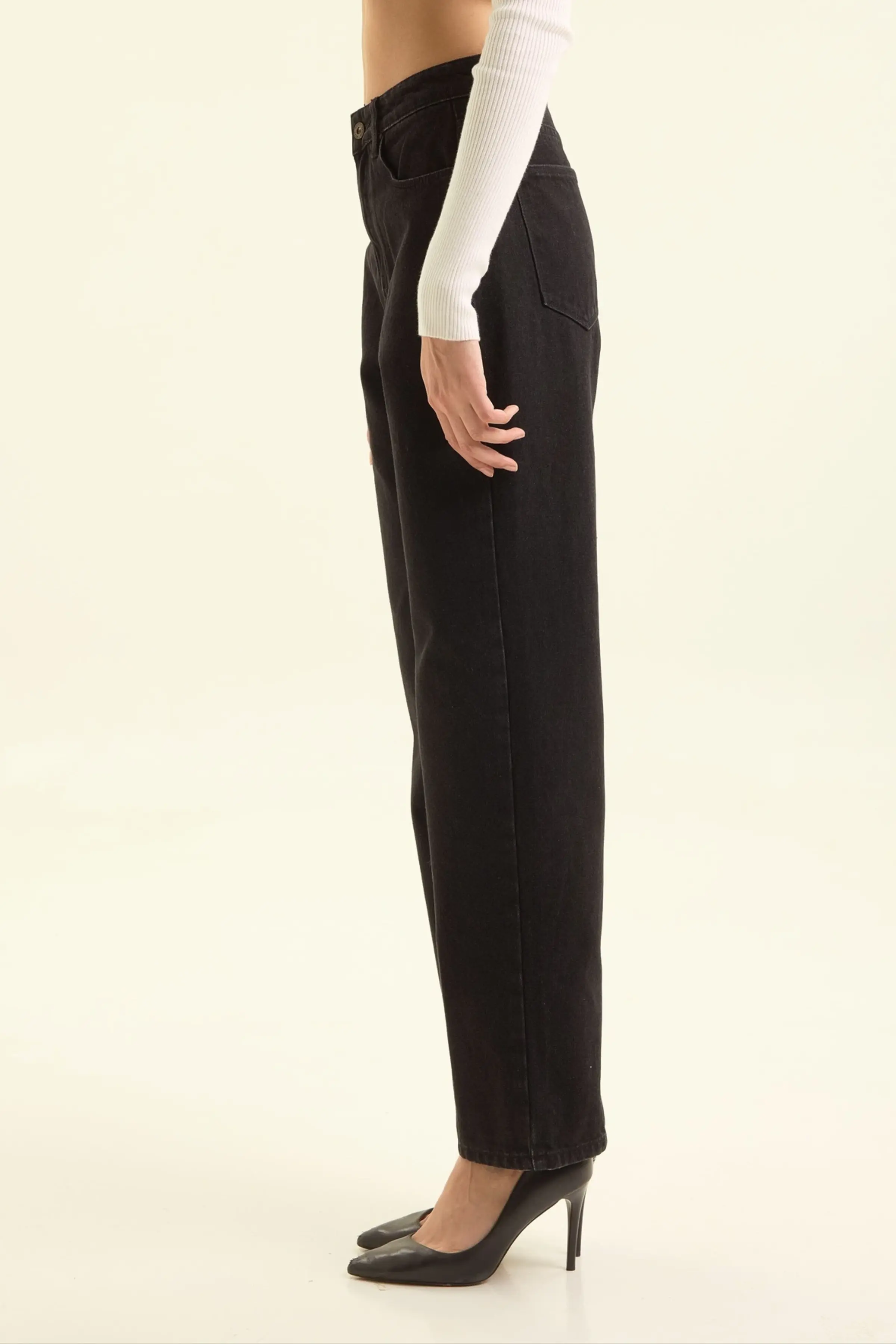 Джинсы черный для женщин 47350-1 74