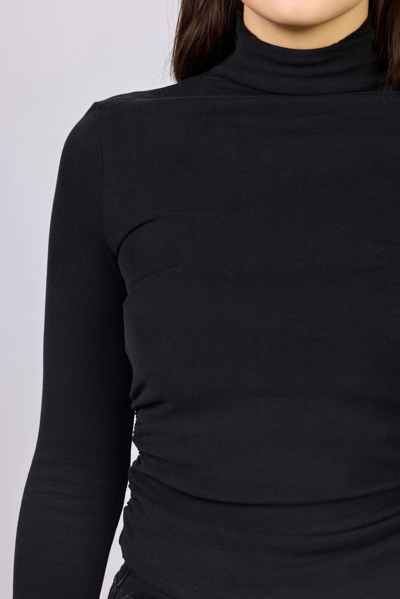 Лонгслив черный для женщин 42296-1 59