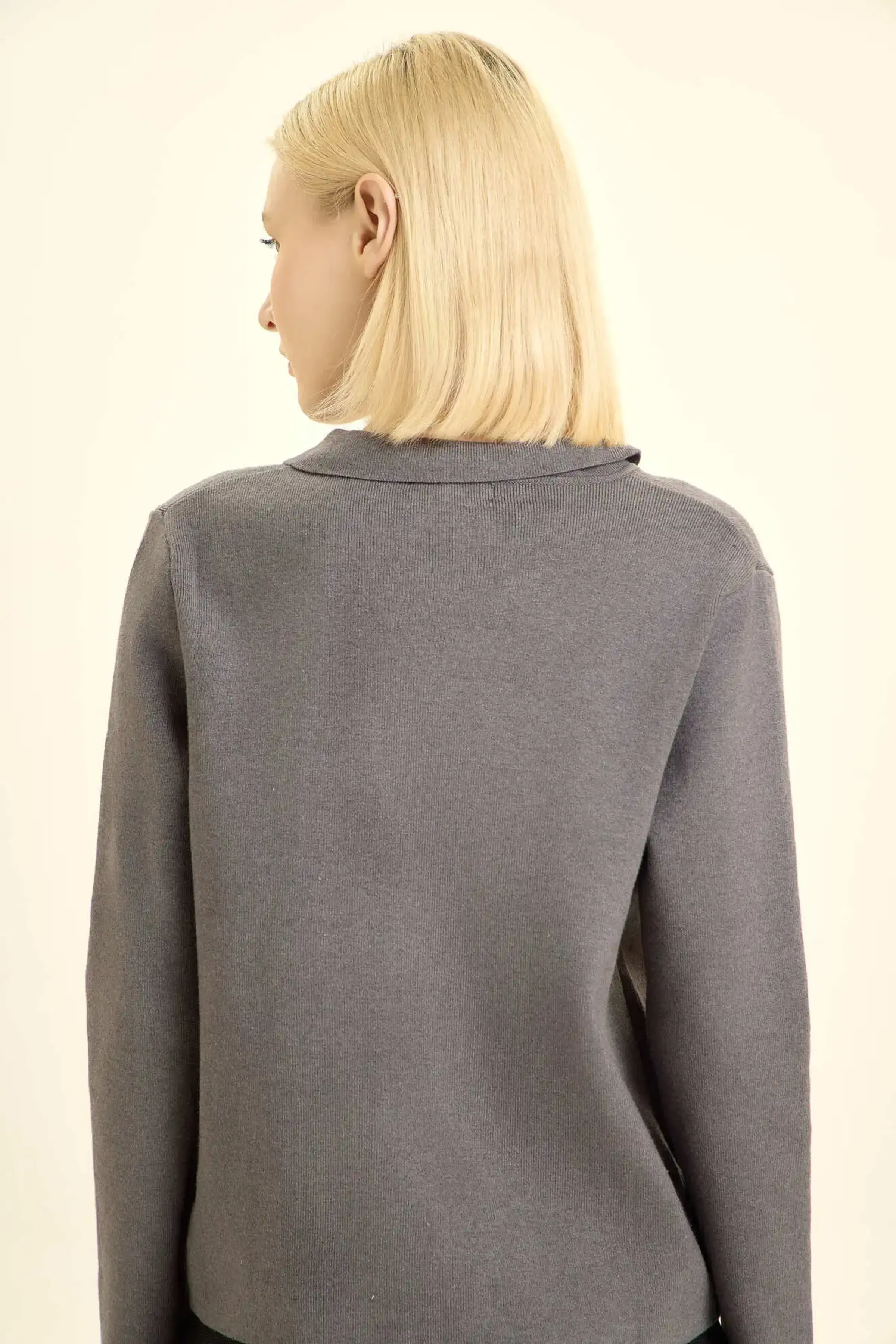 Кардиган серый для женщин 46146-61 50