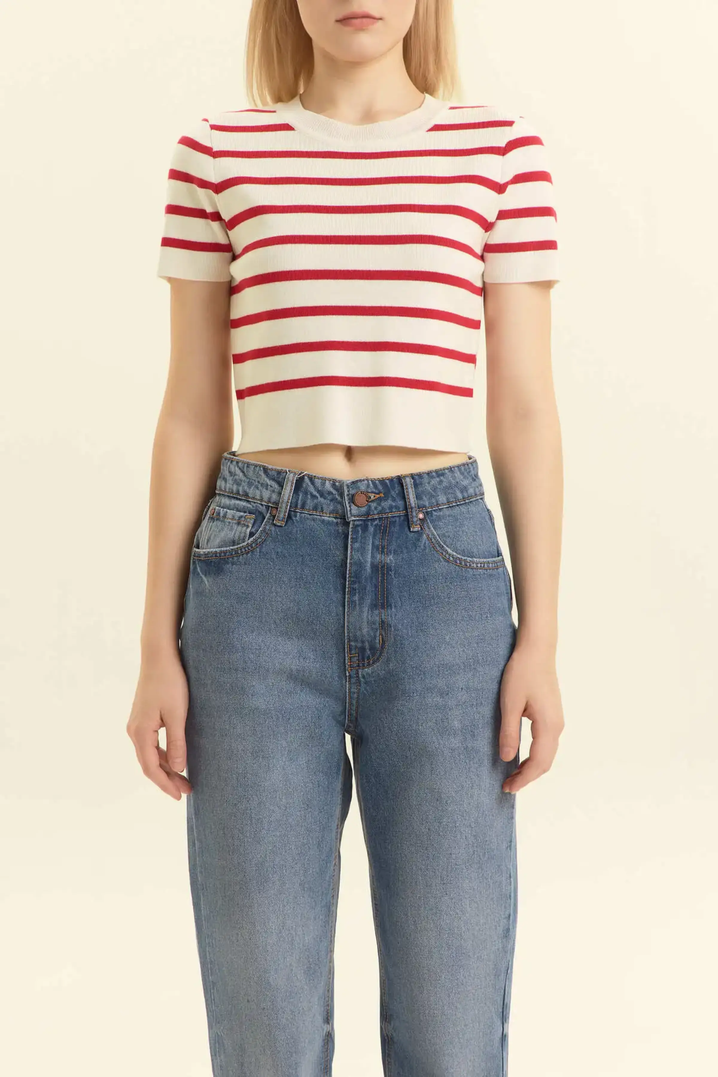 Джемпер бело-красная полоска для женщин 46342-50 60