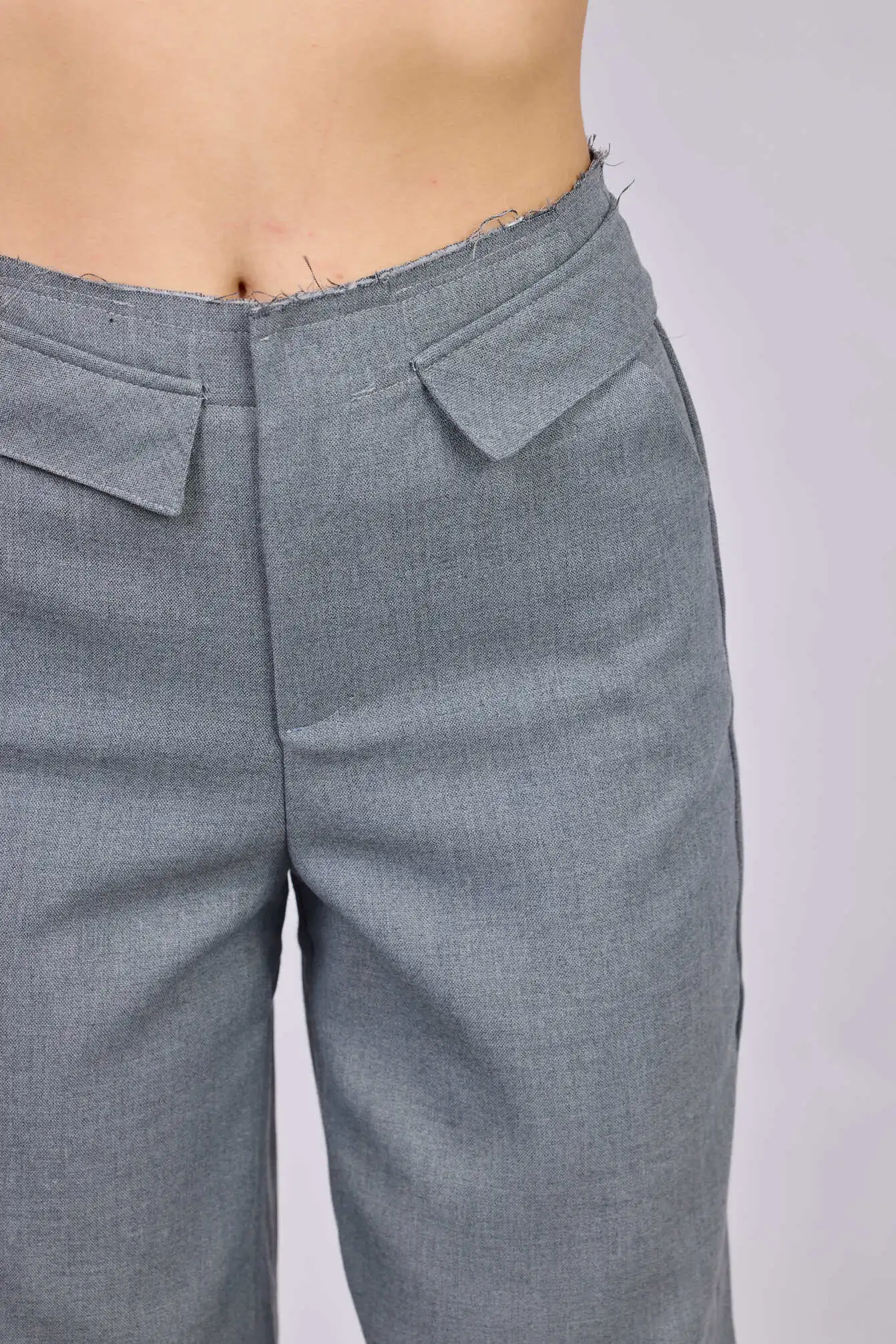 Брюки серый для женщин 42226-61 71