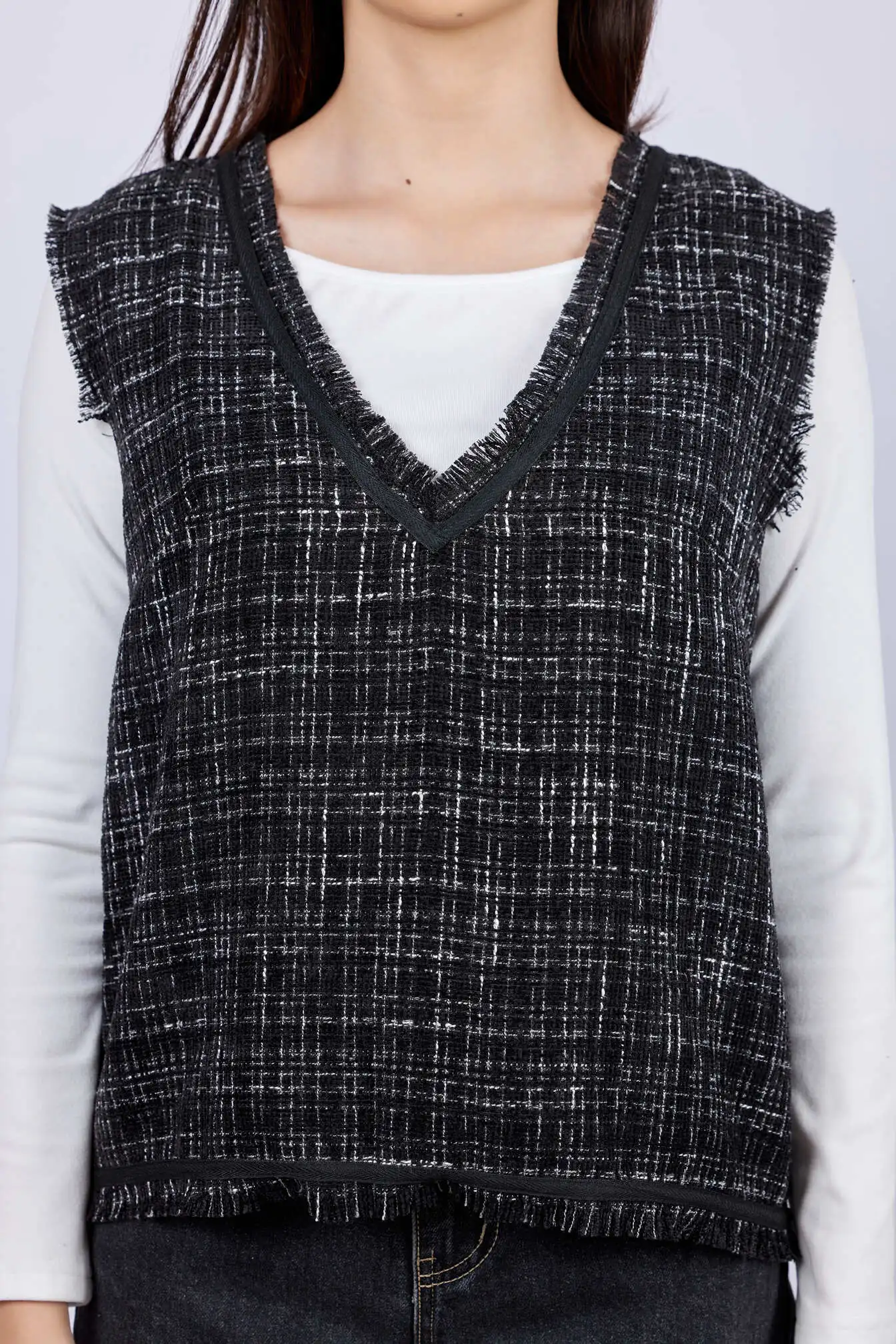 Жилетка черный для женщин 43219-1 68