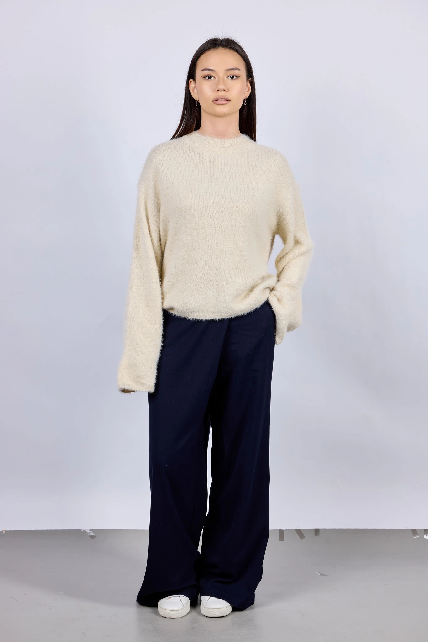 Свитер бежевый для женщин 43130-15 65