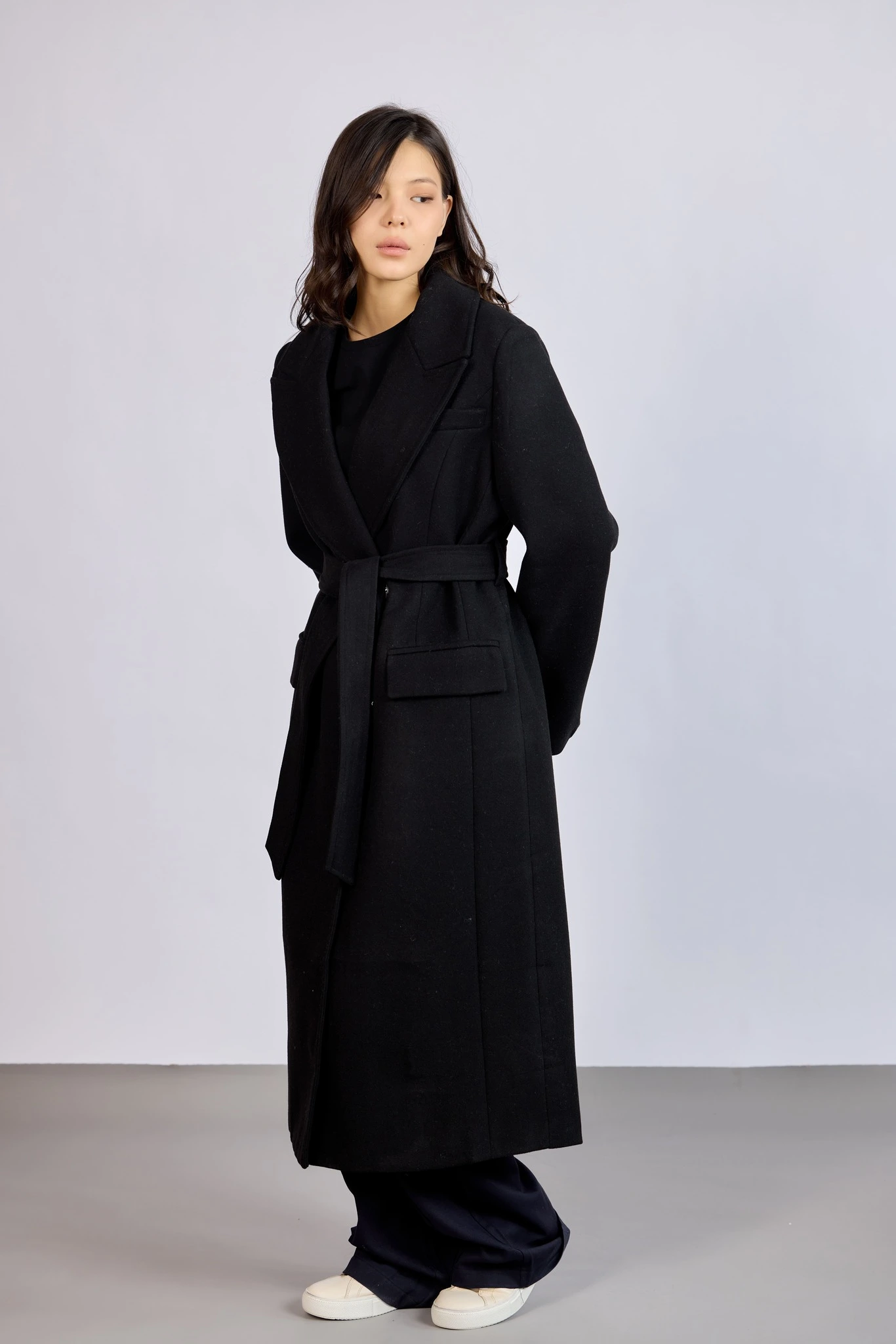 Пальто черный для женщин 43424-1 53