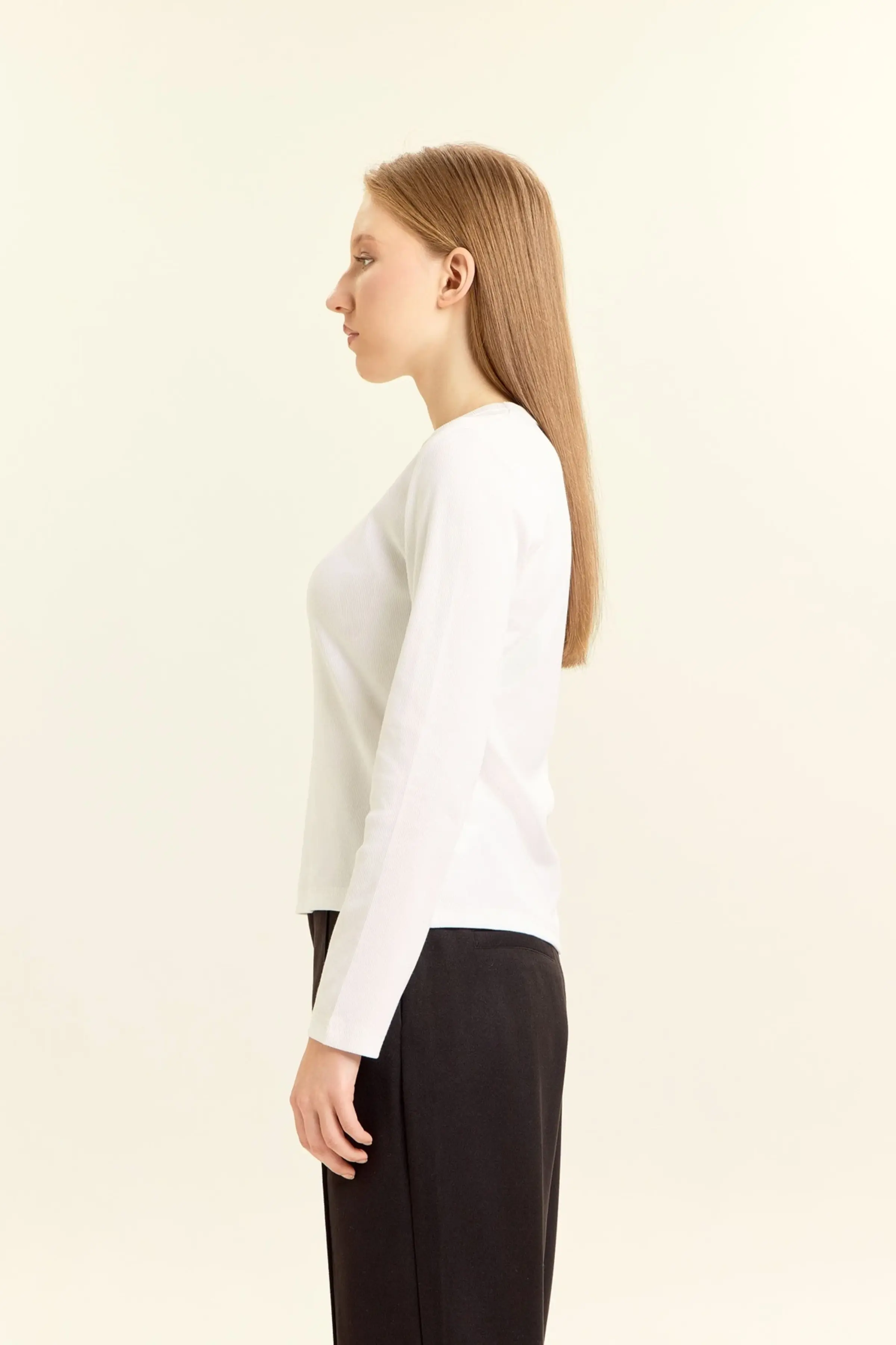 Лонгслив белый для женщин 47183-4 59