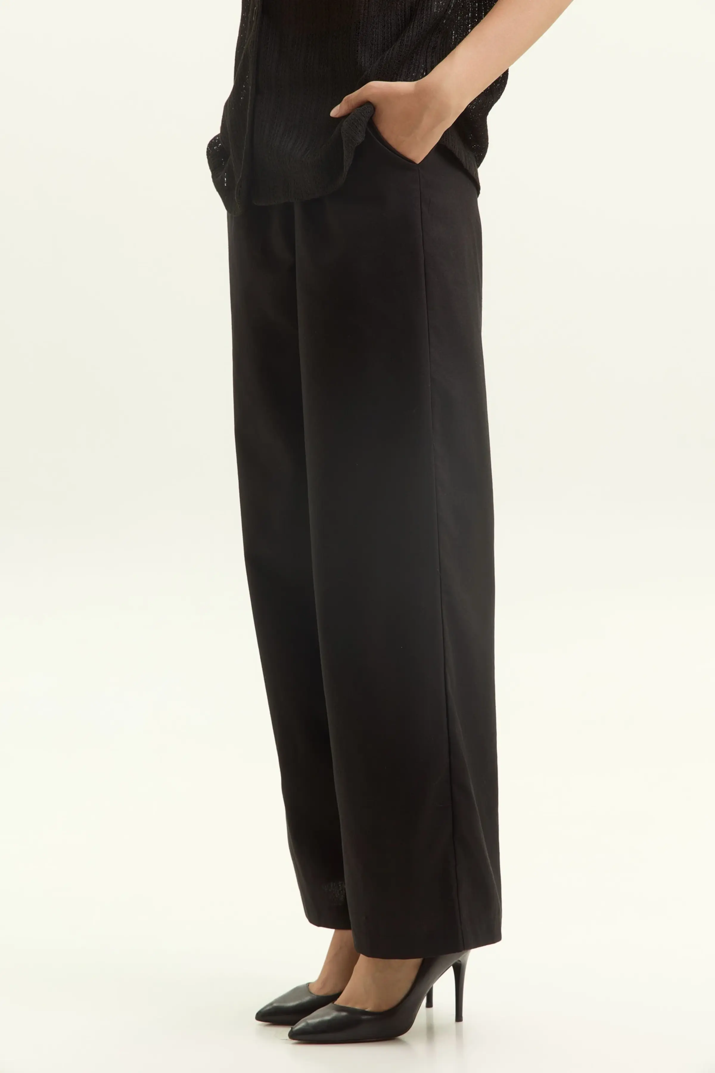 Брюки черный для женщин 45182-1 71