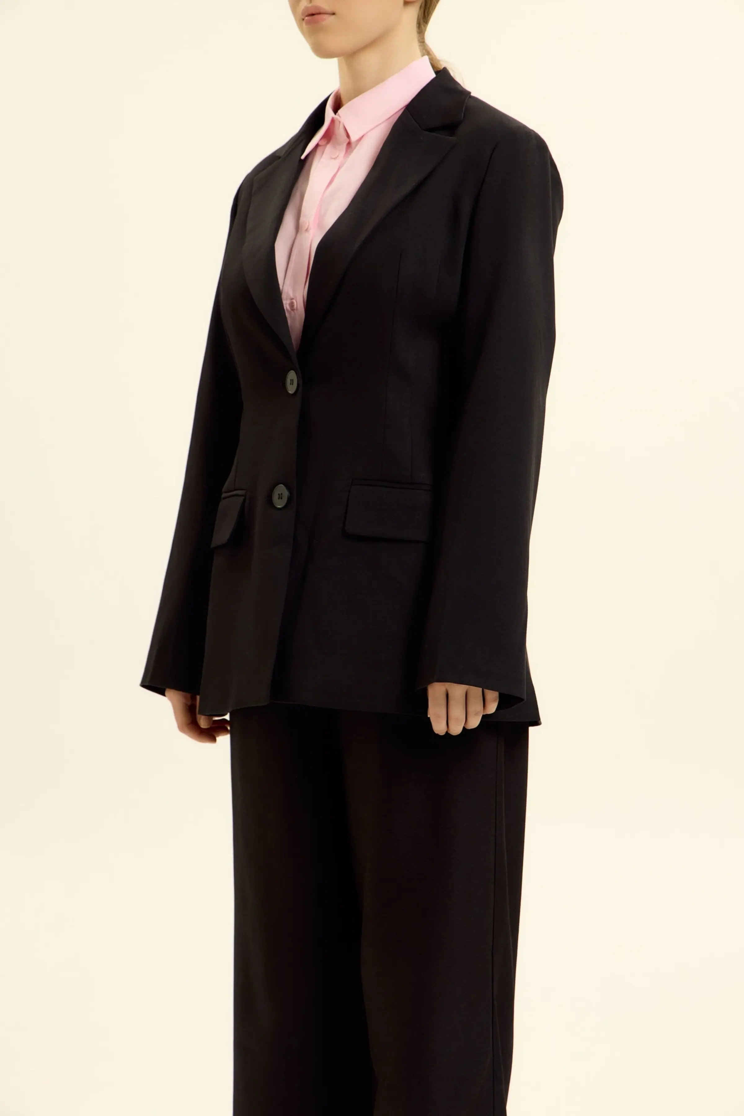 Жакет черный для женщин 46261-1 64