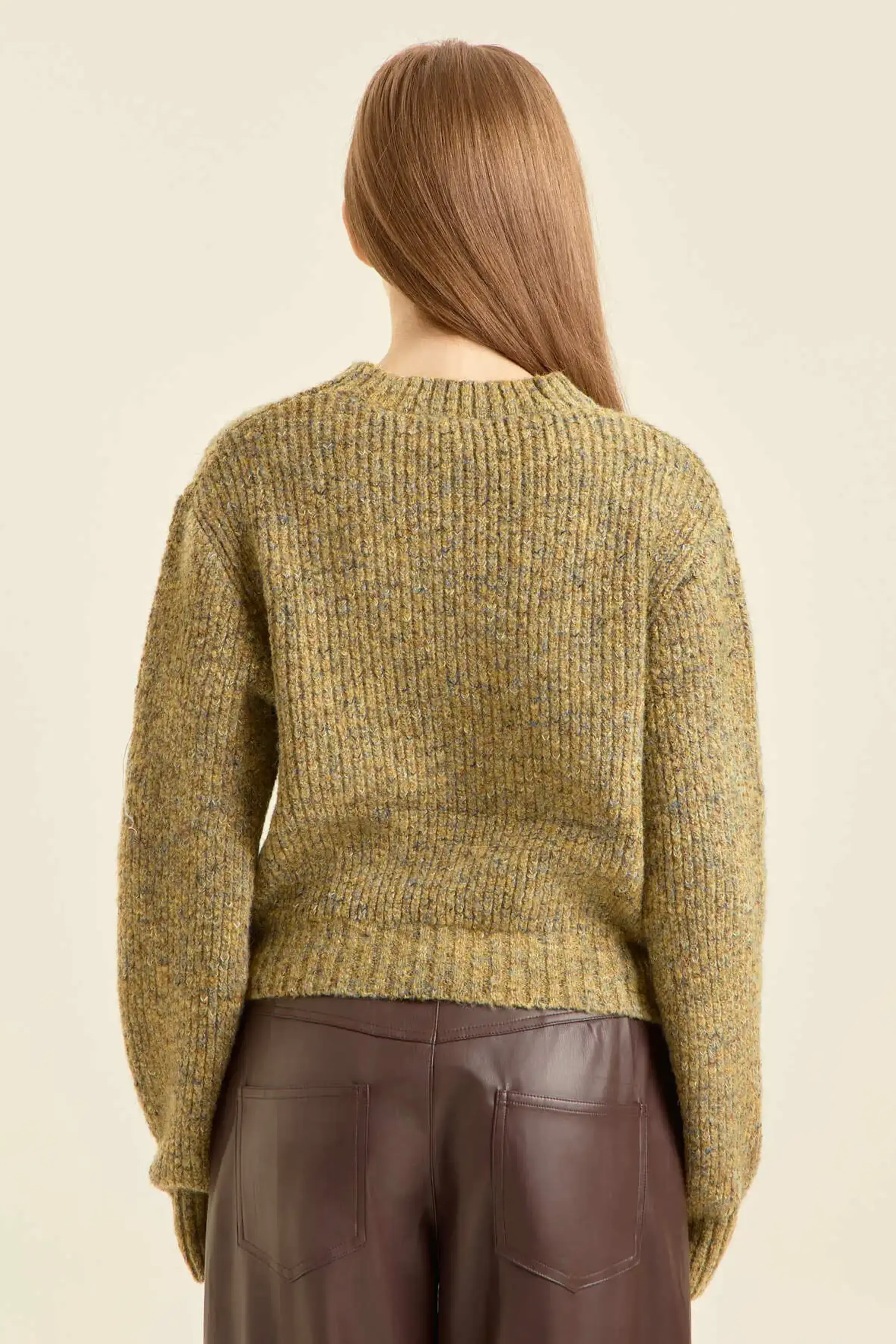 Свитер зеленый для женщин 47295-34 65