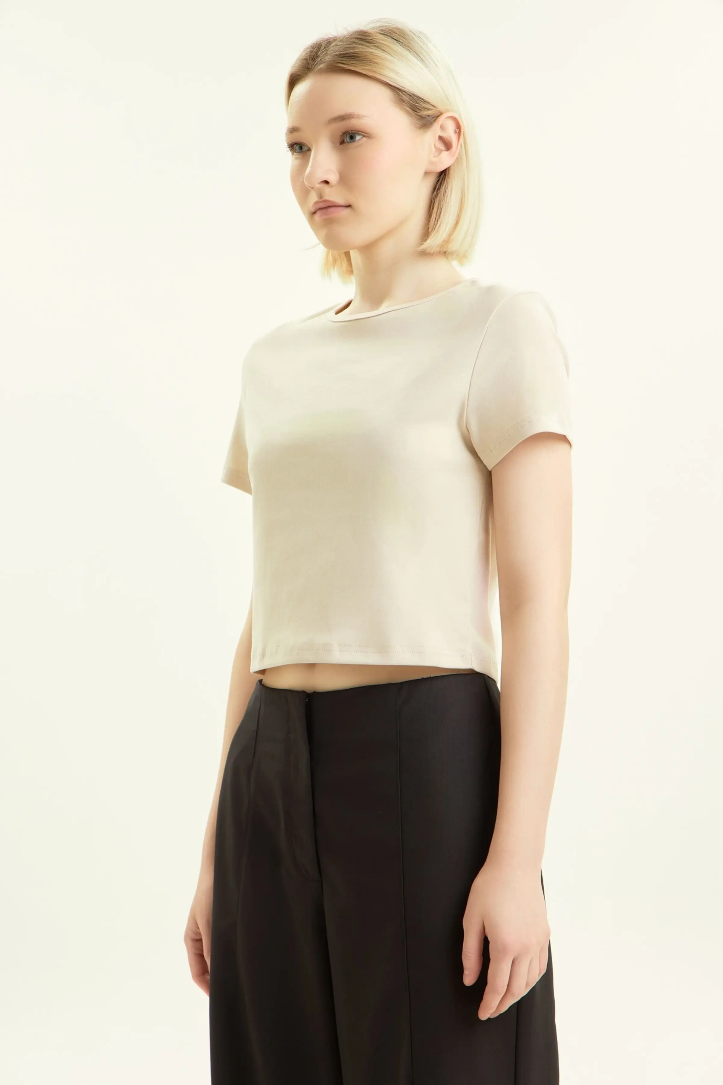 Футболка айвори для женщин 45325-234 67