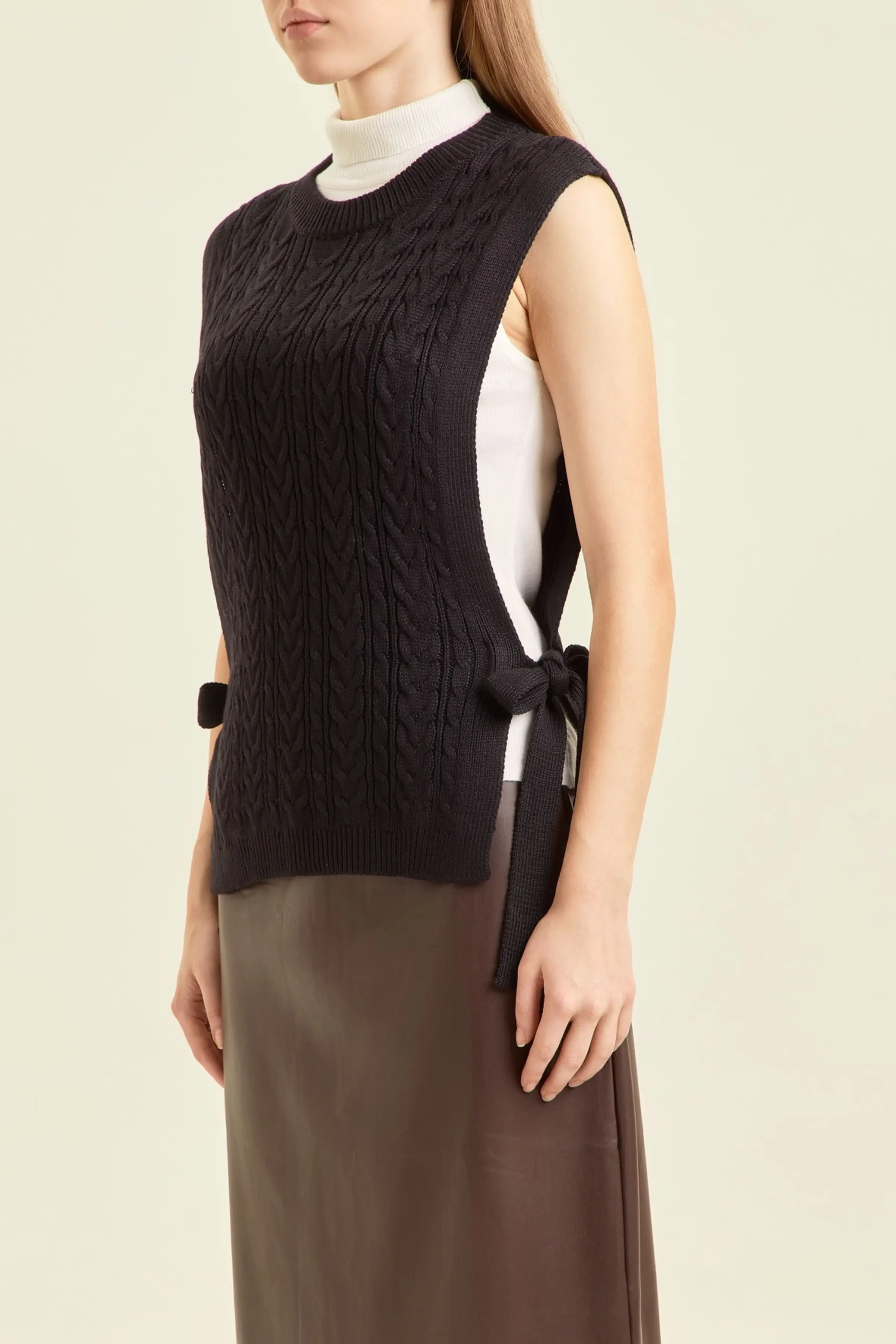 Жилетка черный для женщин 47290-1 68