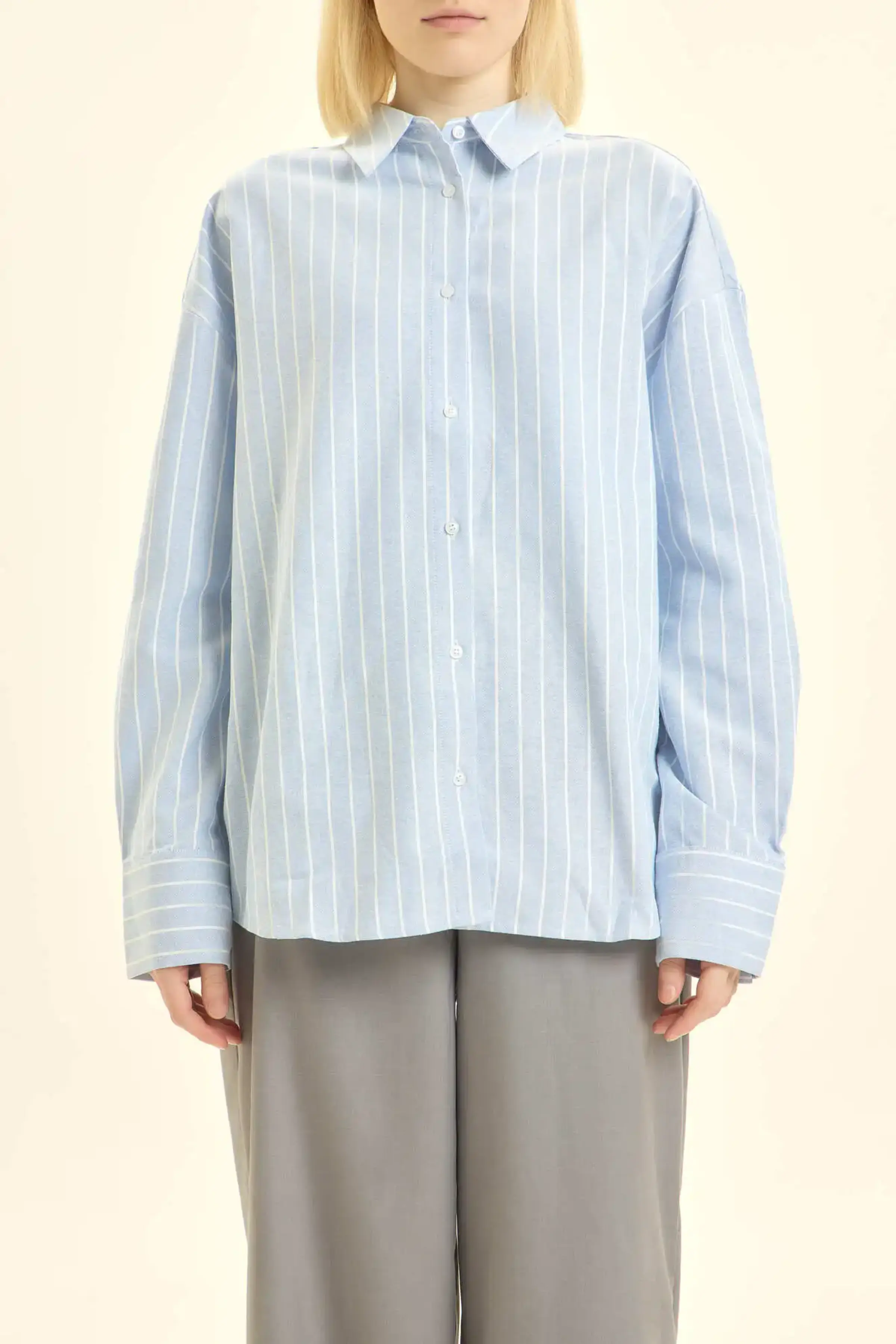 Рубашка бело-голубая полоска для женщин 46303-47 66