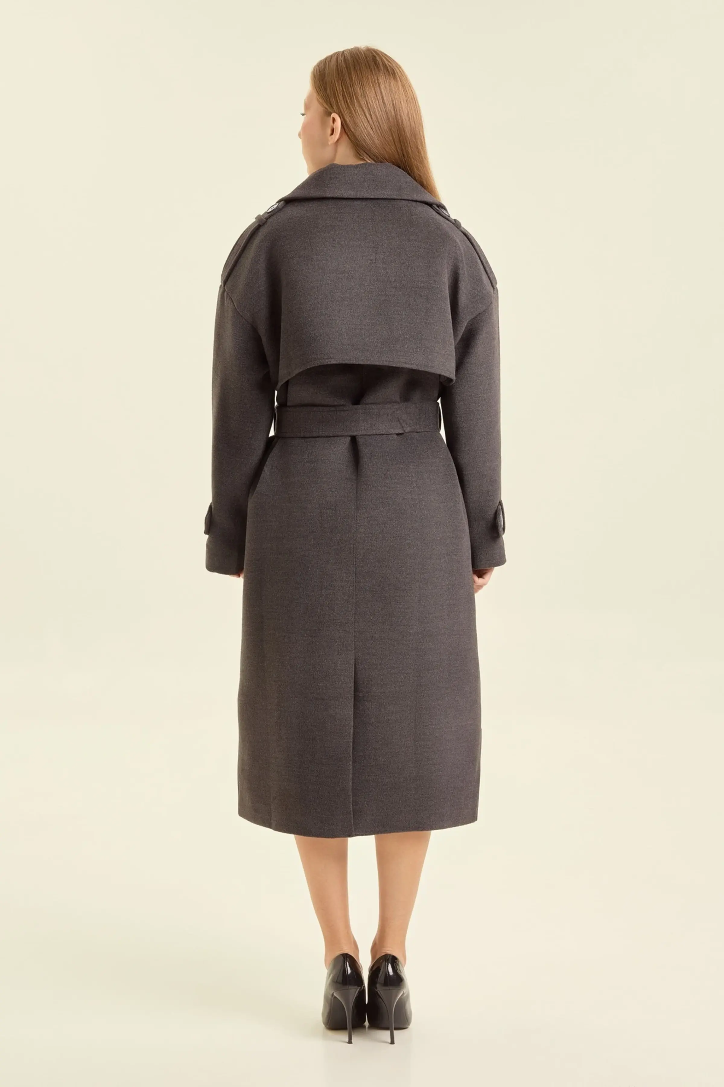 Пальто серый для женщин 47108-61 53