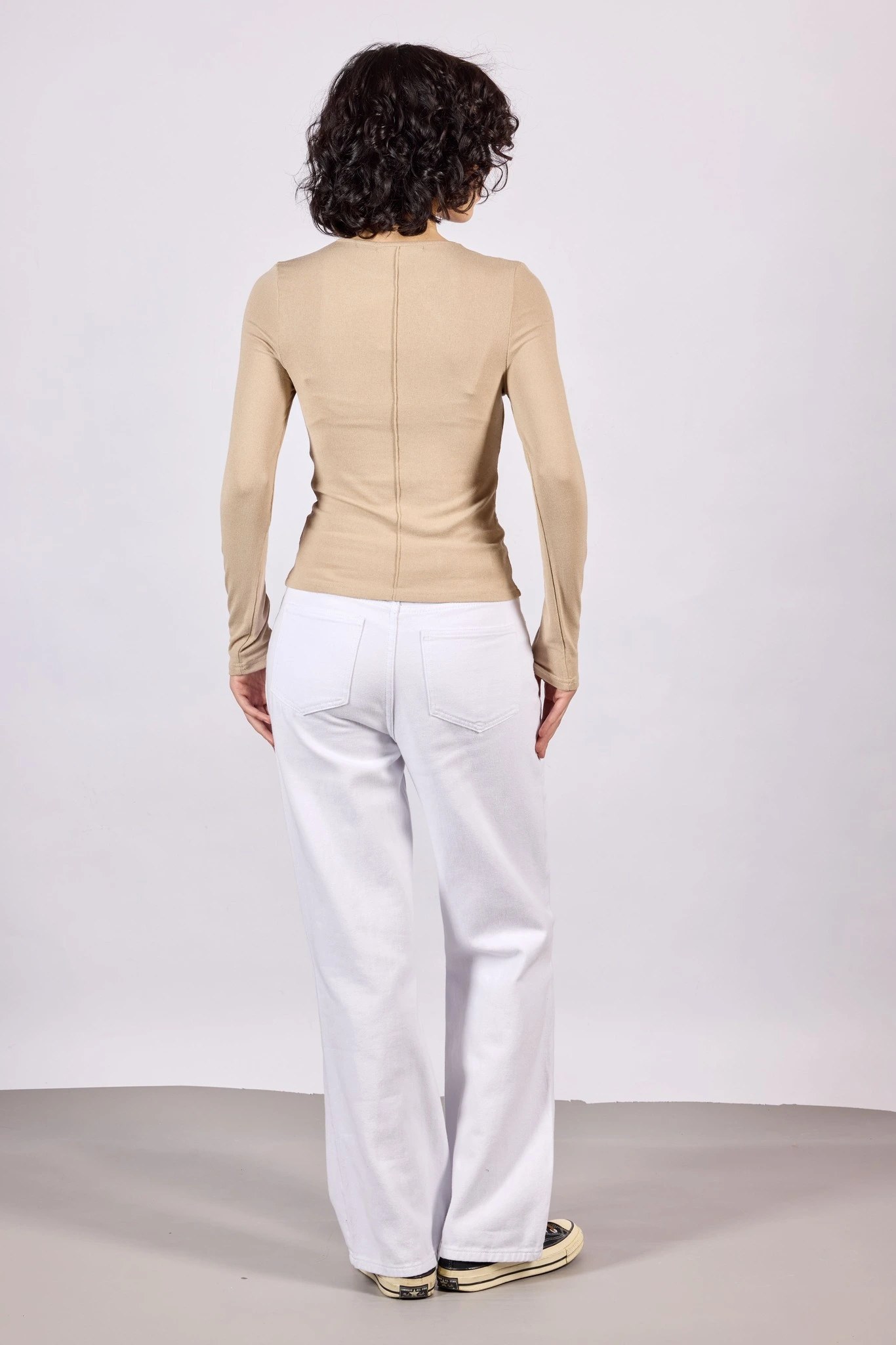 Лонгслив бежевый для женщин 44257-15 59