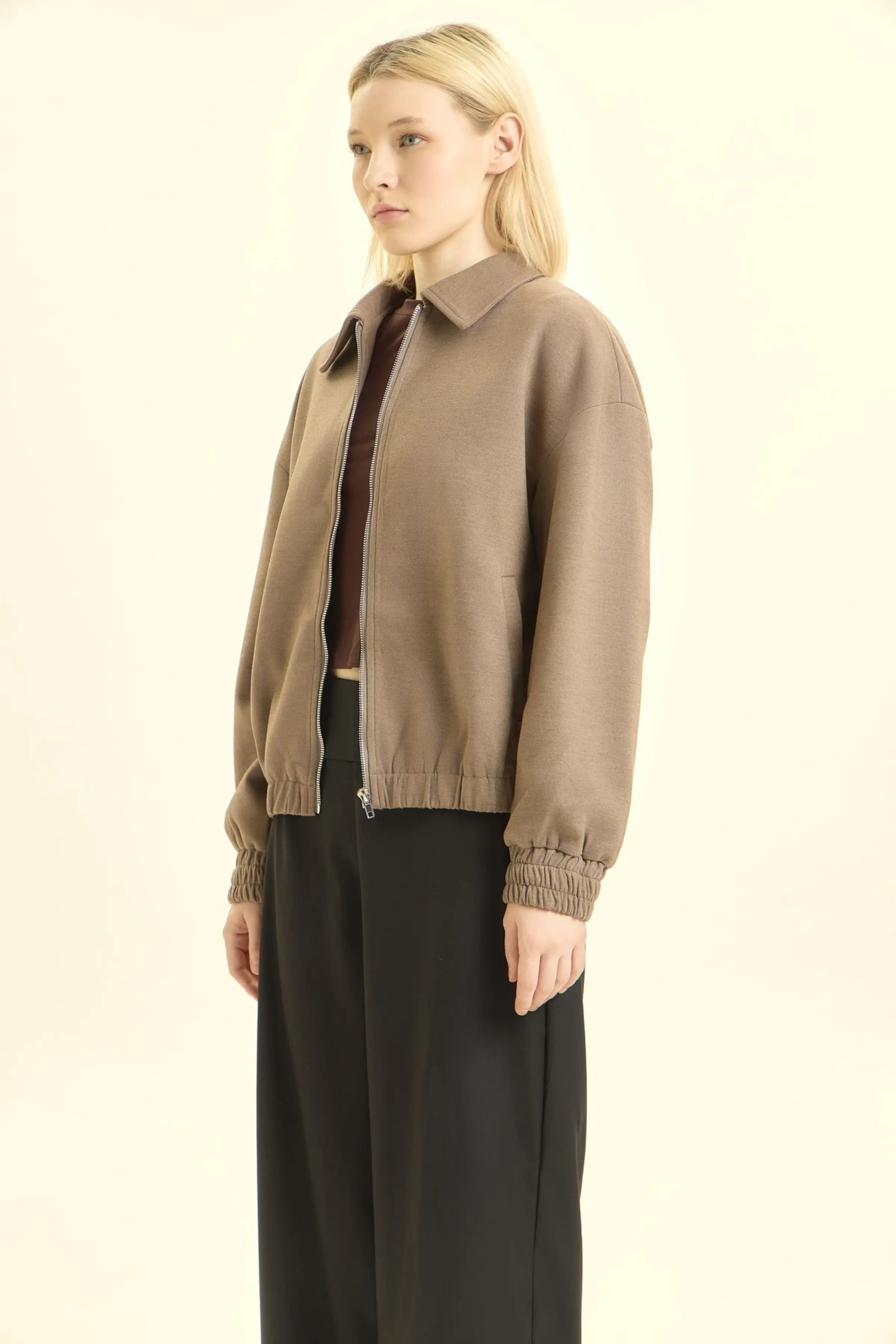 Куртка светло-коричневый для женщин 46180-135 47