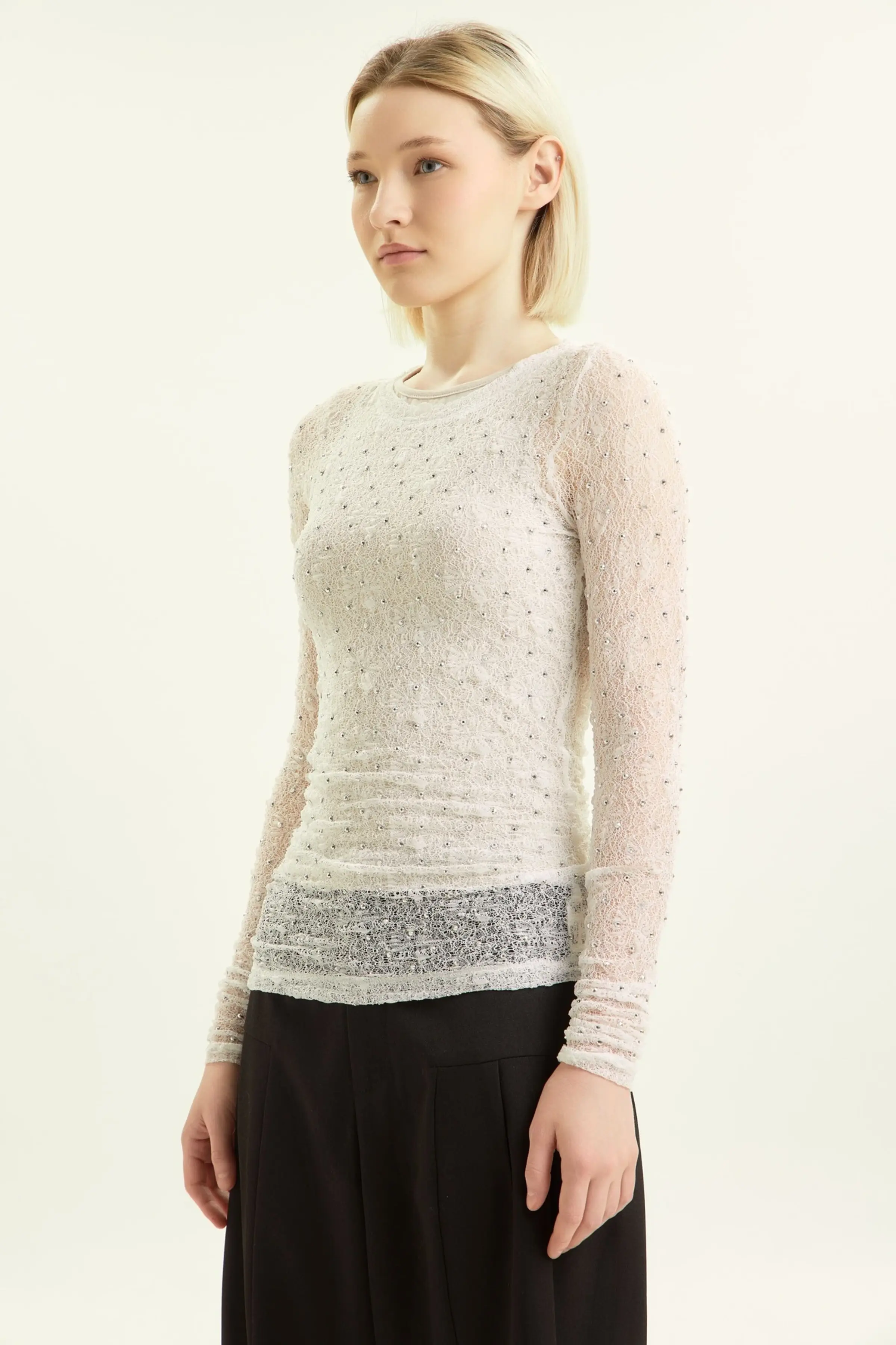 Лонгслив белый для женщин 44204-4 59