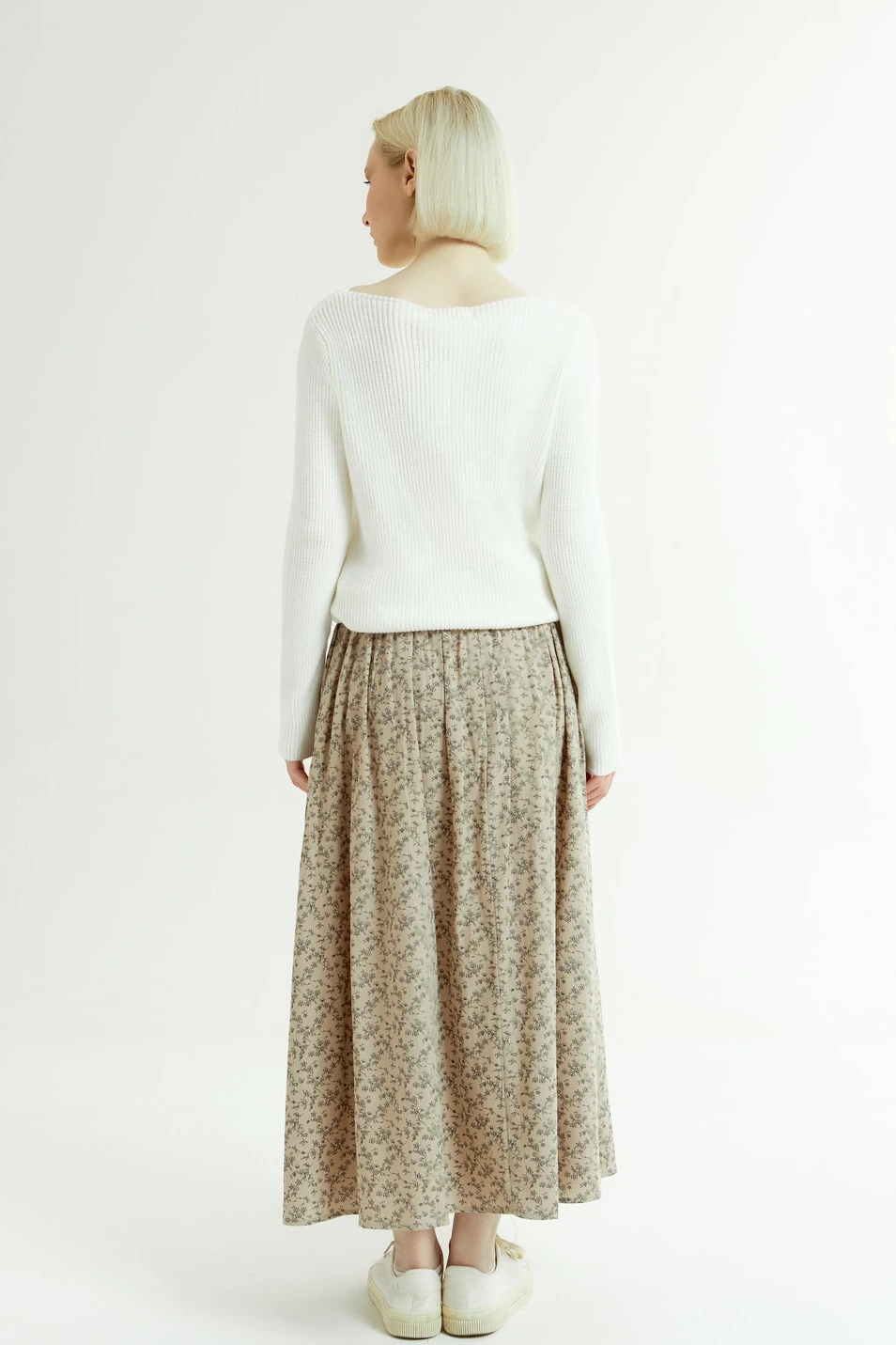 Юбка бежевый в цветочек для женщин 44214-130 52