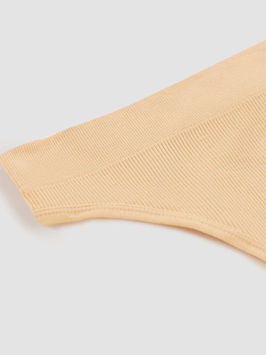 Трусы бежевый для женщин U48-188-15 19