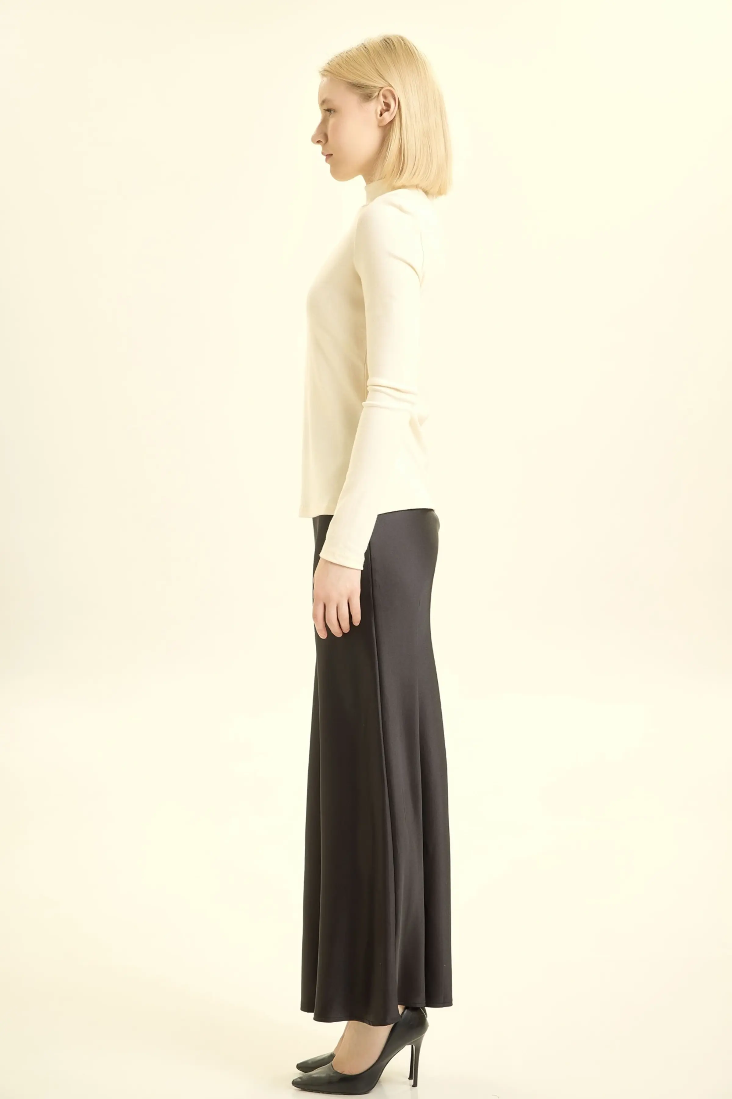 Лонгслив бежевый для женщин 46122-15 59